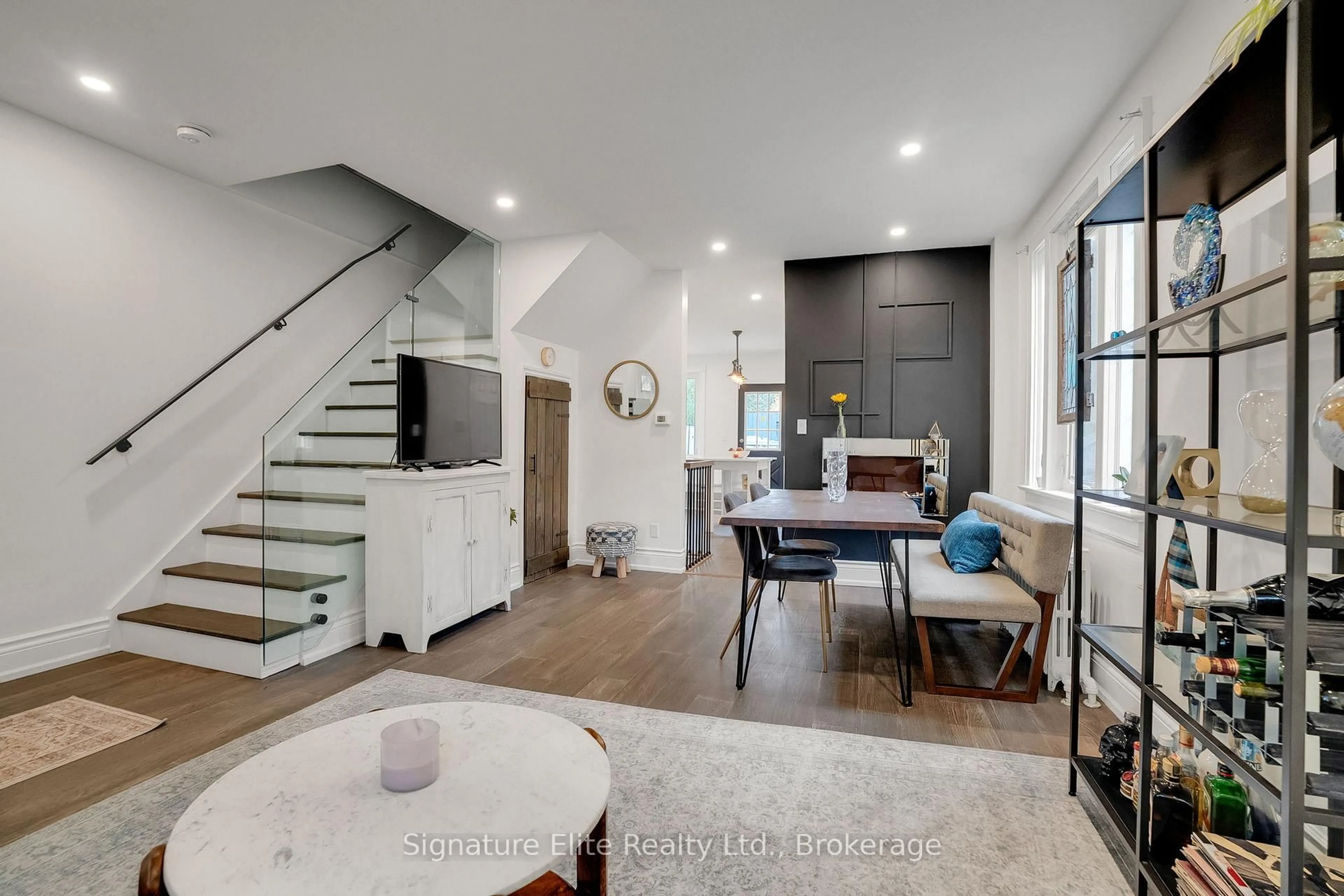 Open concept kitchen, unknown for 184 Swanwick Ave, Toronto Ontario M4E 2A6