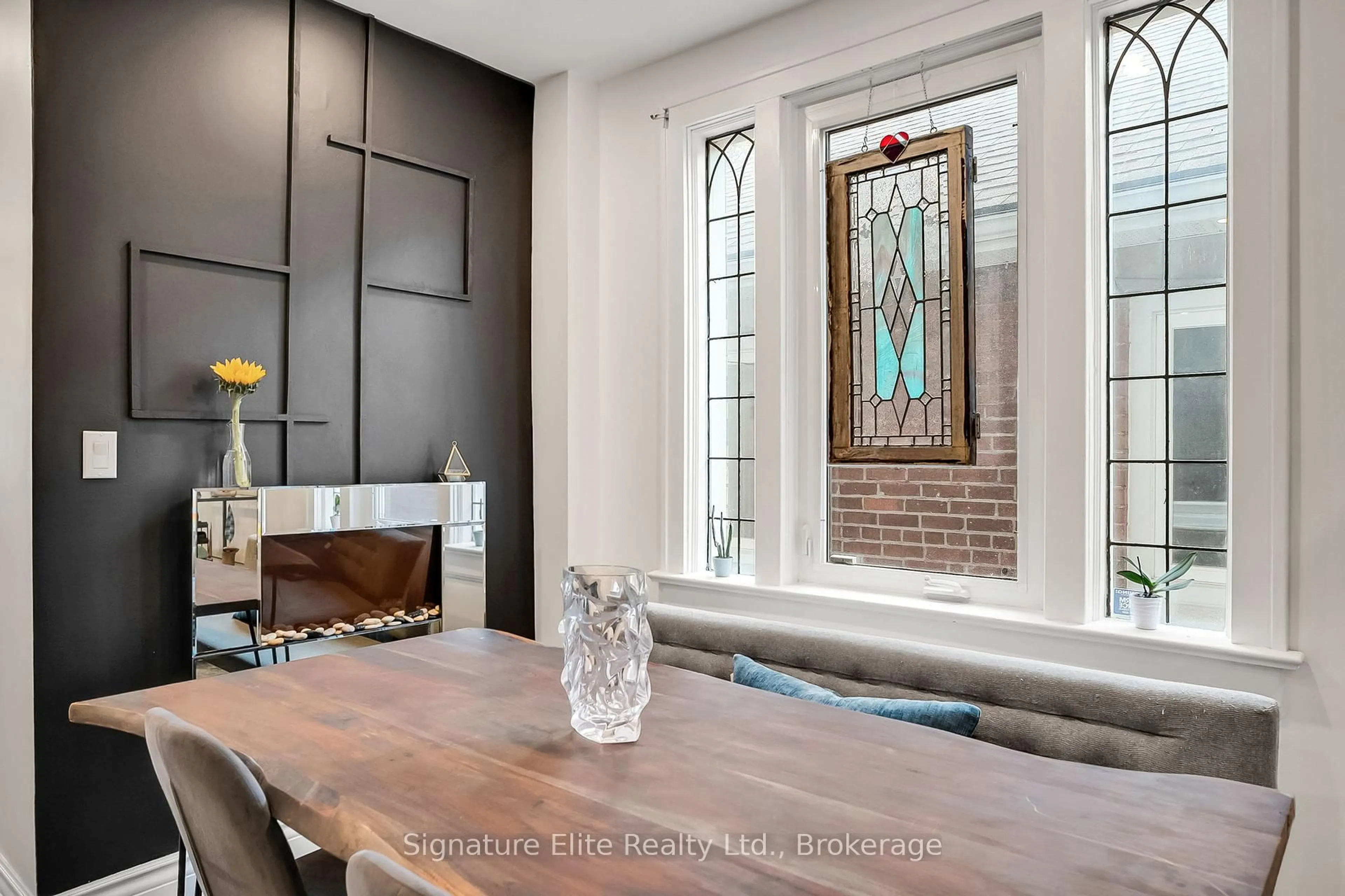 Dining room, unknown for 184 Swanwick Ave, Toronto Ontario M4E 2A6