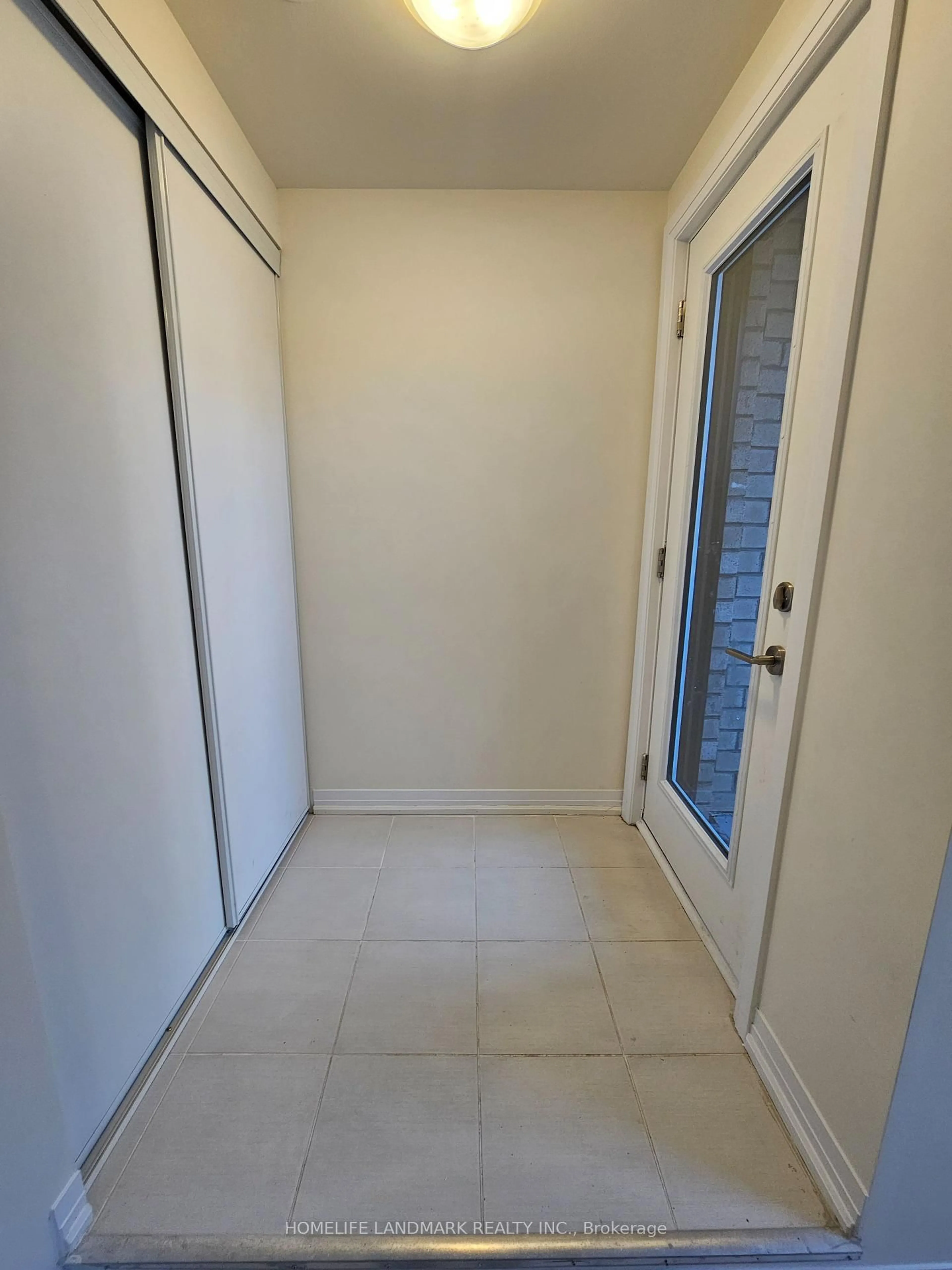 Unknown for 155 Tapscott Rd #5, Toronto Ontario M1B 0E8