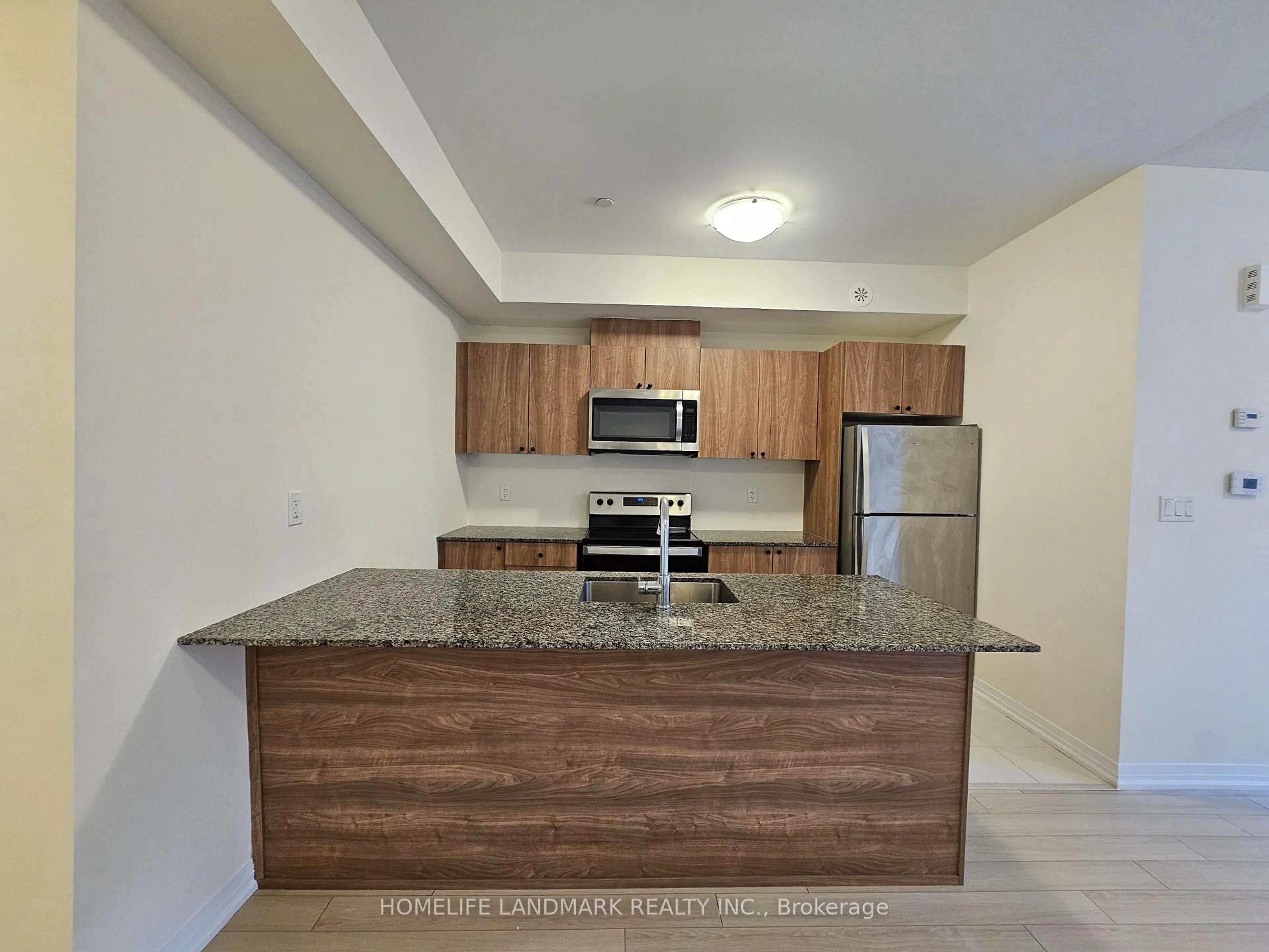 Standard kitchen, unknown for 155 Tapscott Rd #5, Toronto Ontario M1B 0E8