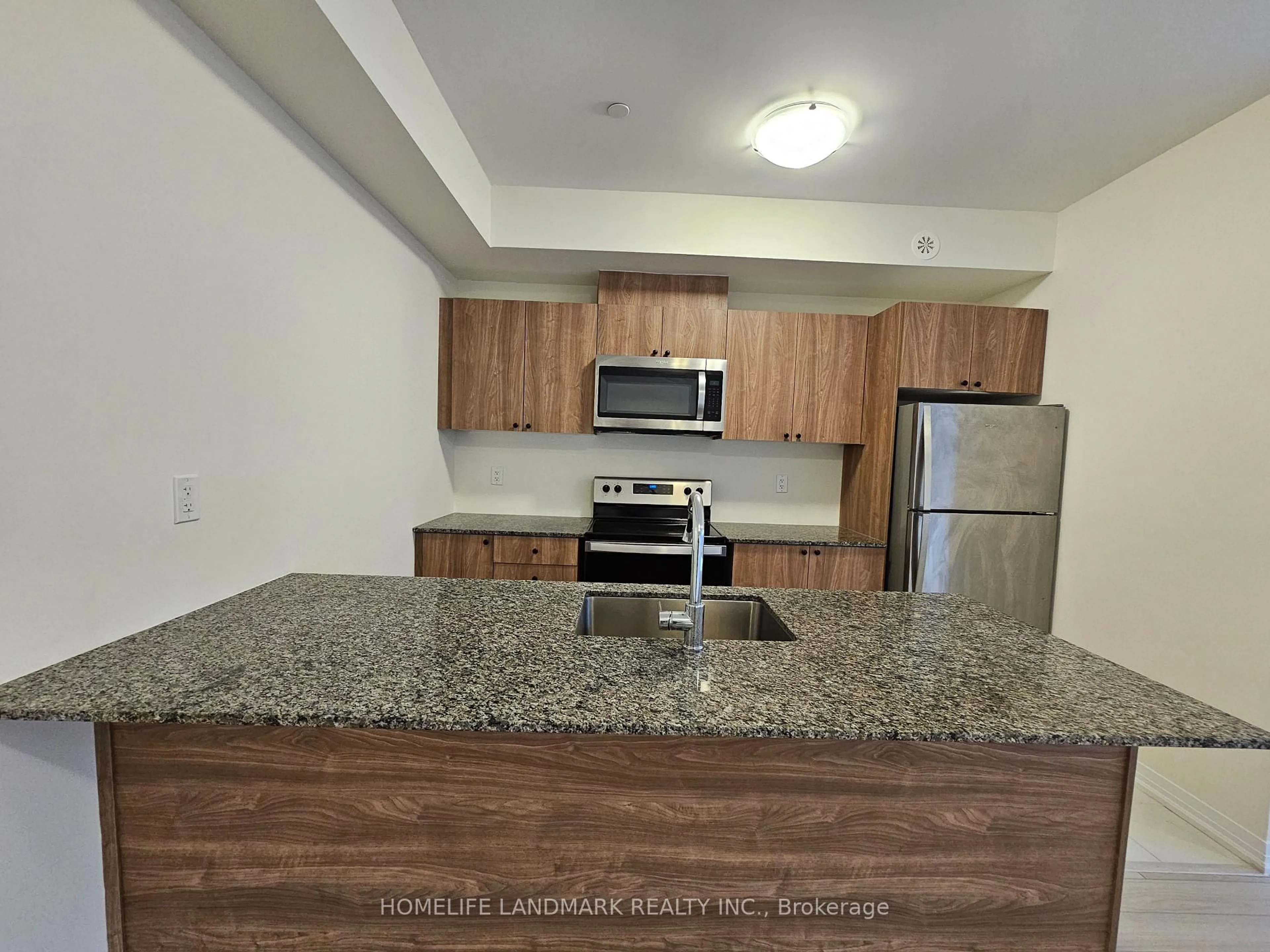 Standard kitchen, unknown for 155 Tapscott Rd #5, Toronto Ontario M1B 0E8