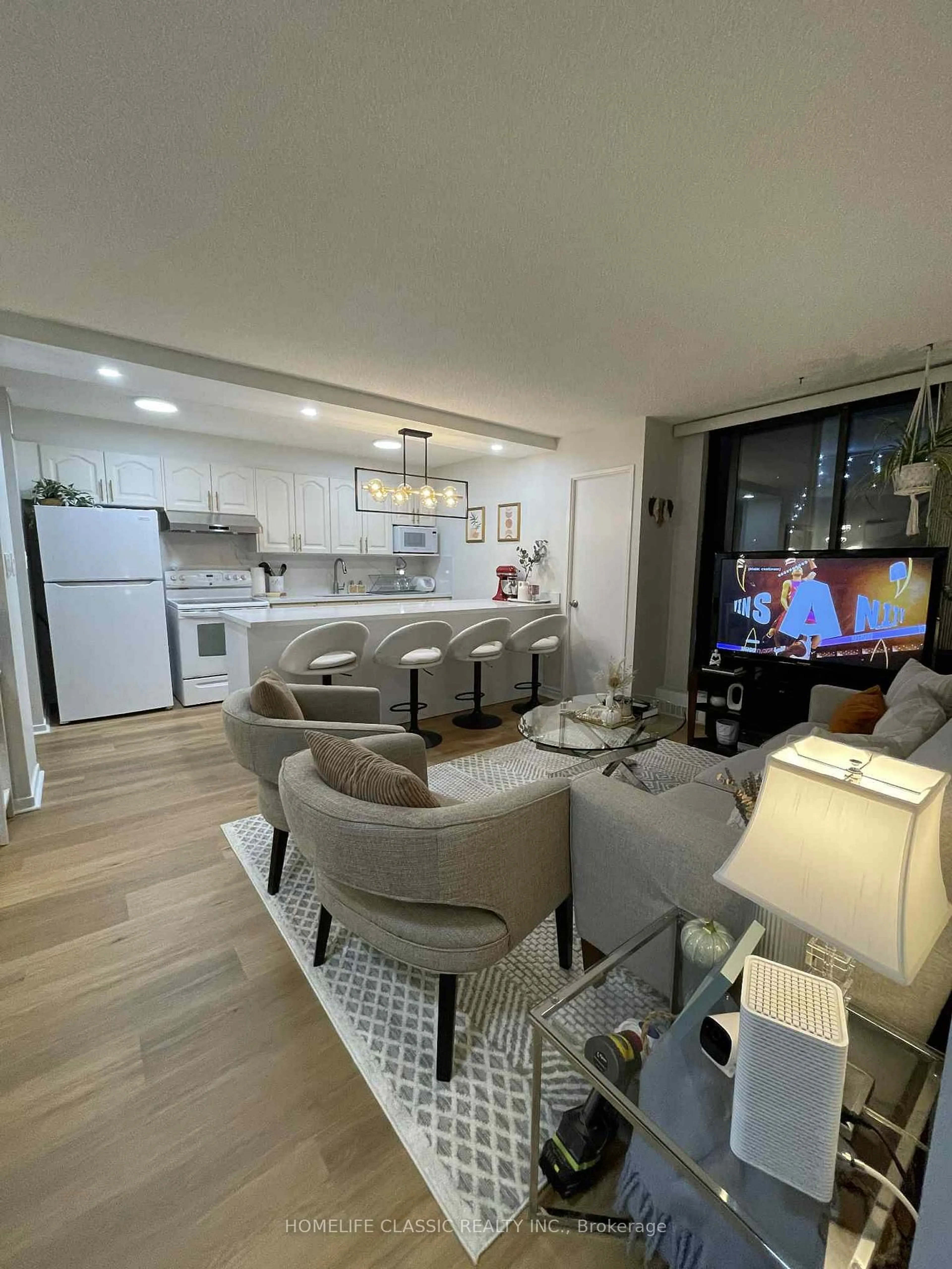Open concept kitchen, unknown for 90 Ling Rd #603, Toronto Ontario M1E 4Y3