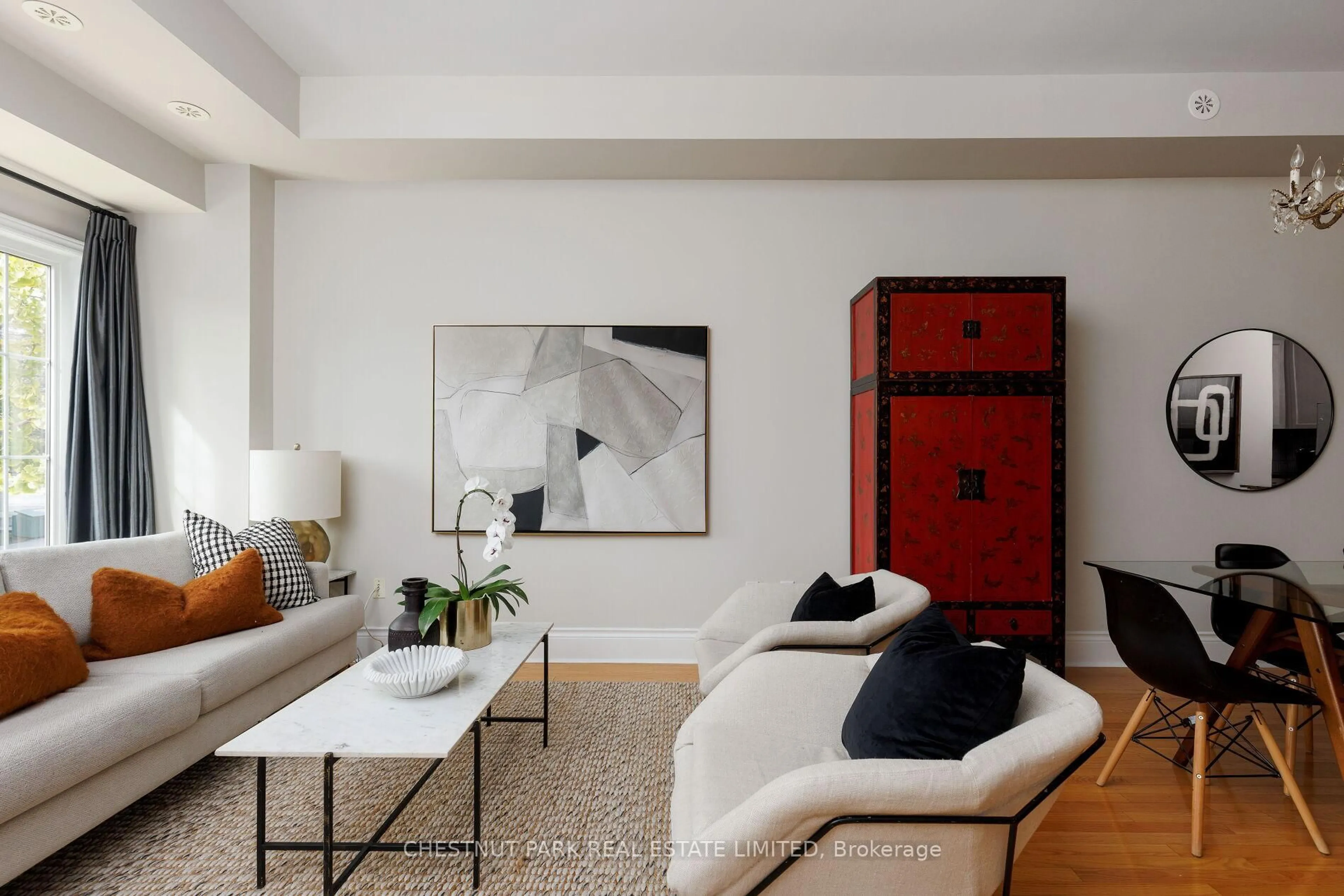 Living room with furniture, unknown for 53 Connaught Ave, Toronto Ontario M4L 2V8