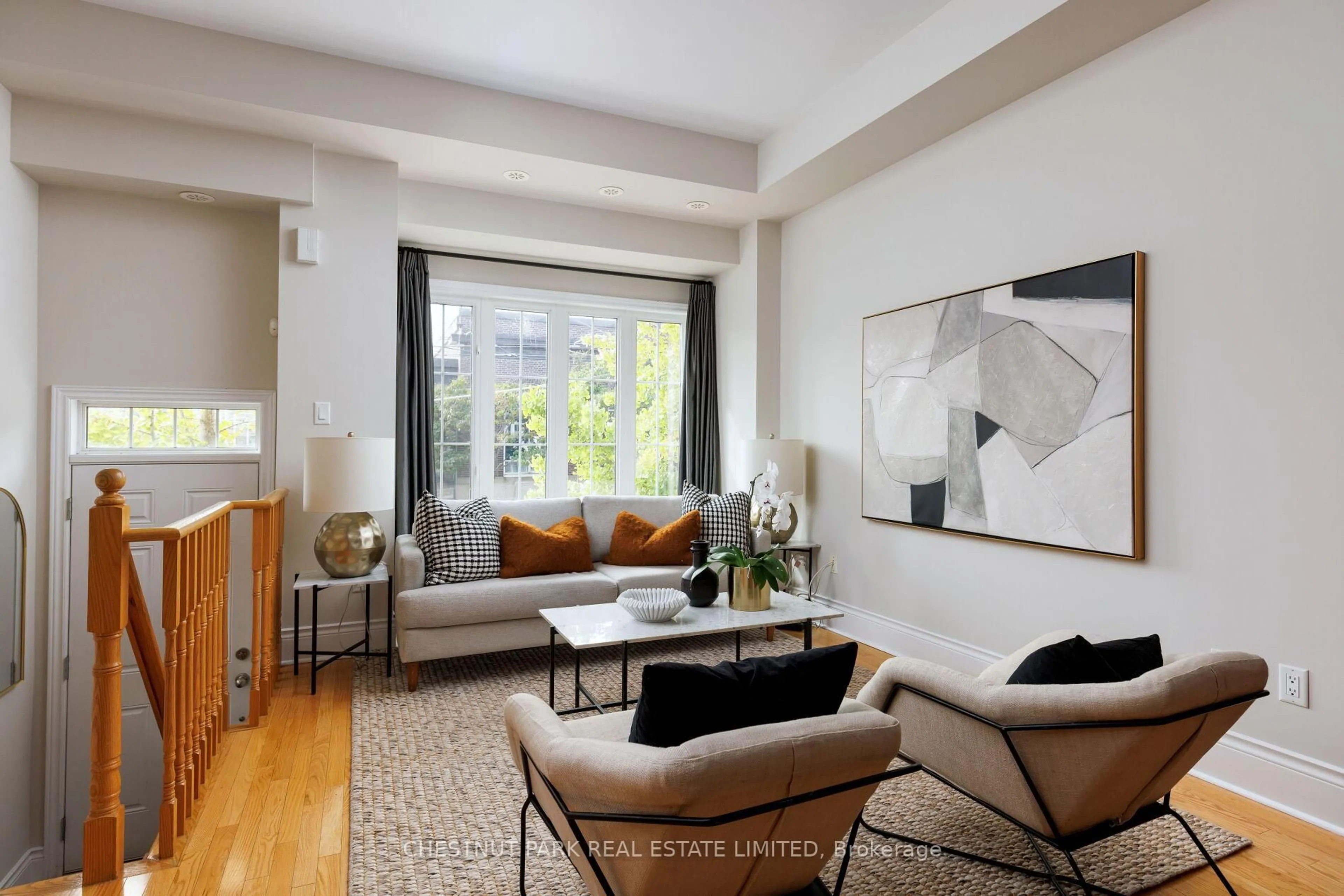 Living room with furniture, unknown for 53 Connaught Ave, Toronto Ontario M4L 2V8