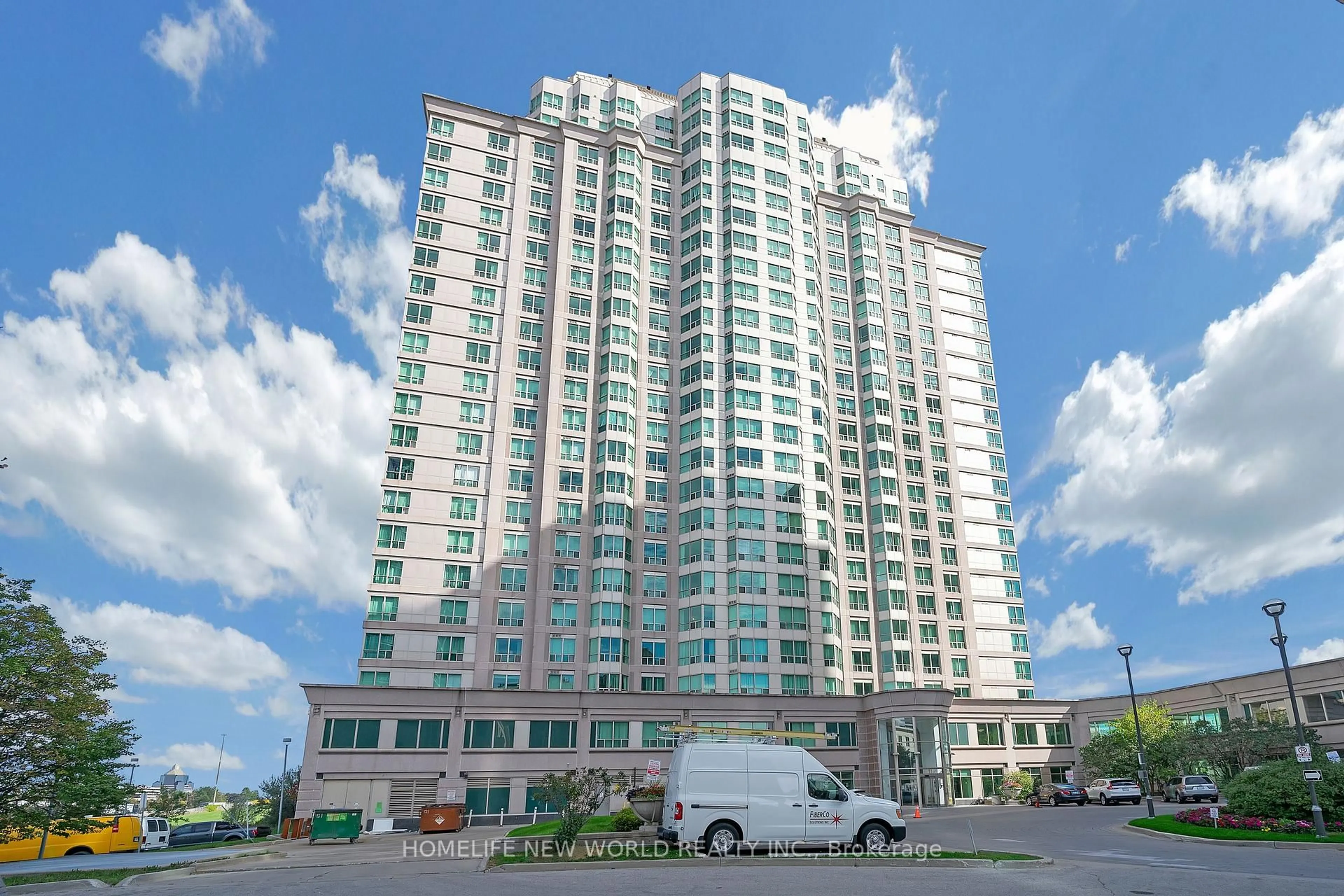 Indoor foyer for 11 Lee Centre Dr #2510, Toronto Ontario M1H 3J5