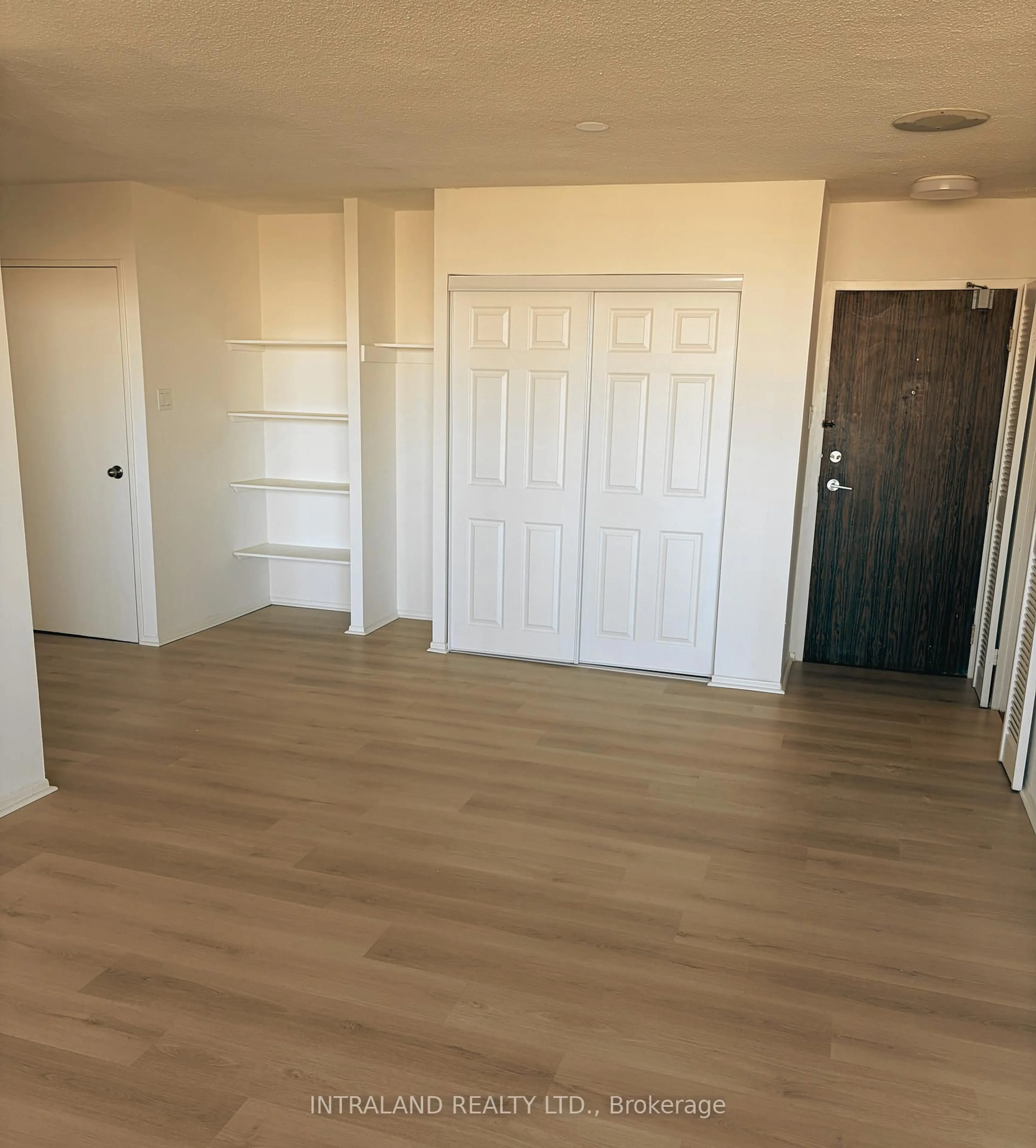 A pic of a room for 100 Prudential Dr #805, Toronto Ontario M1P 4V4