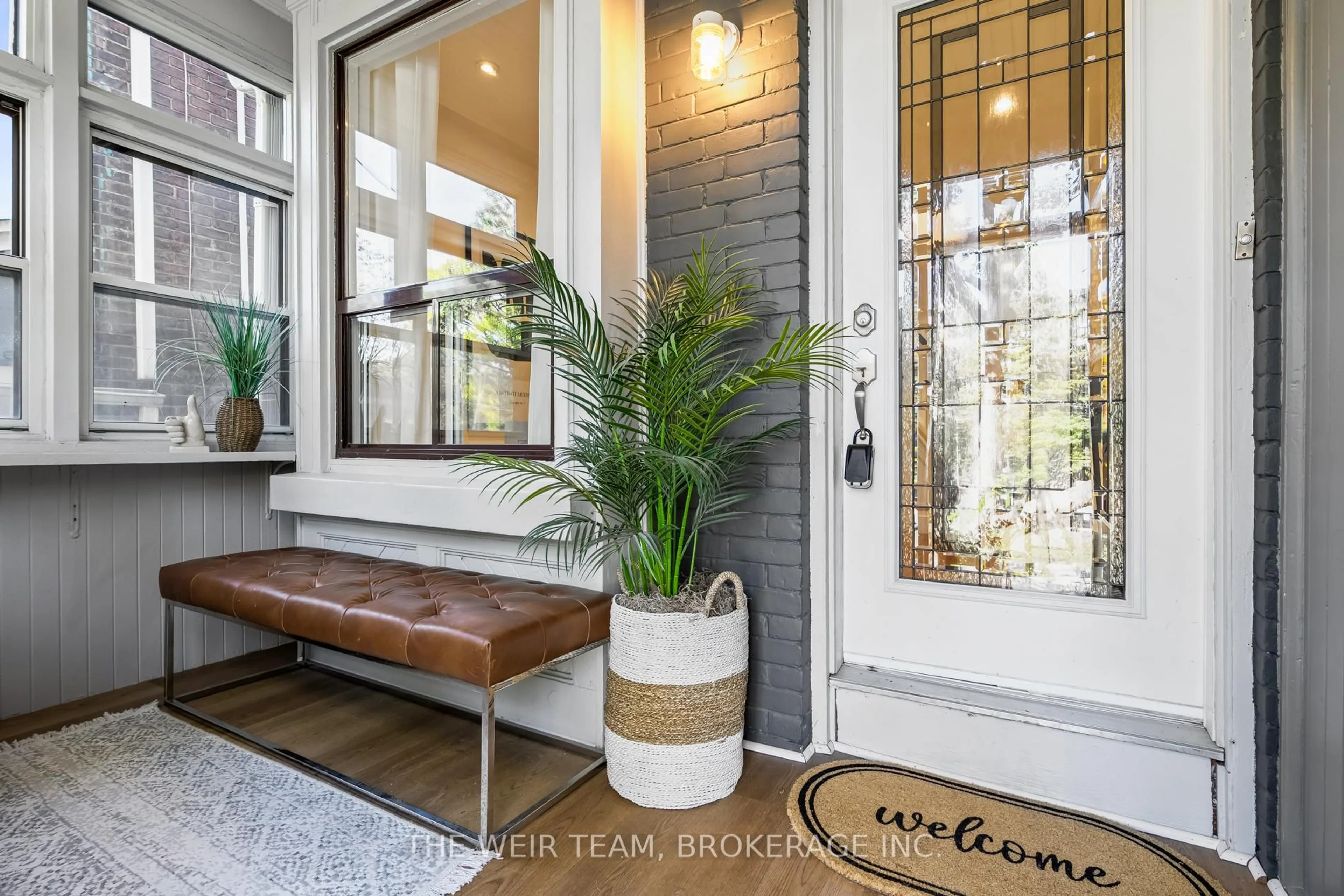Indoor entryway for 612 Woodbine Ave, Toronto Ontario M4E 2J1