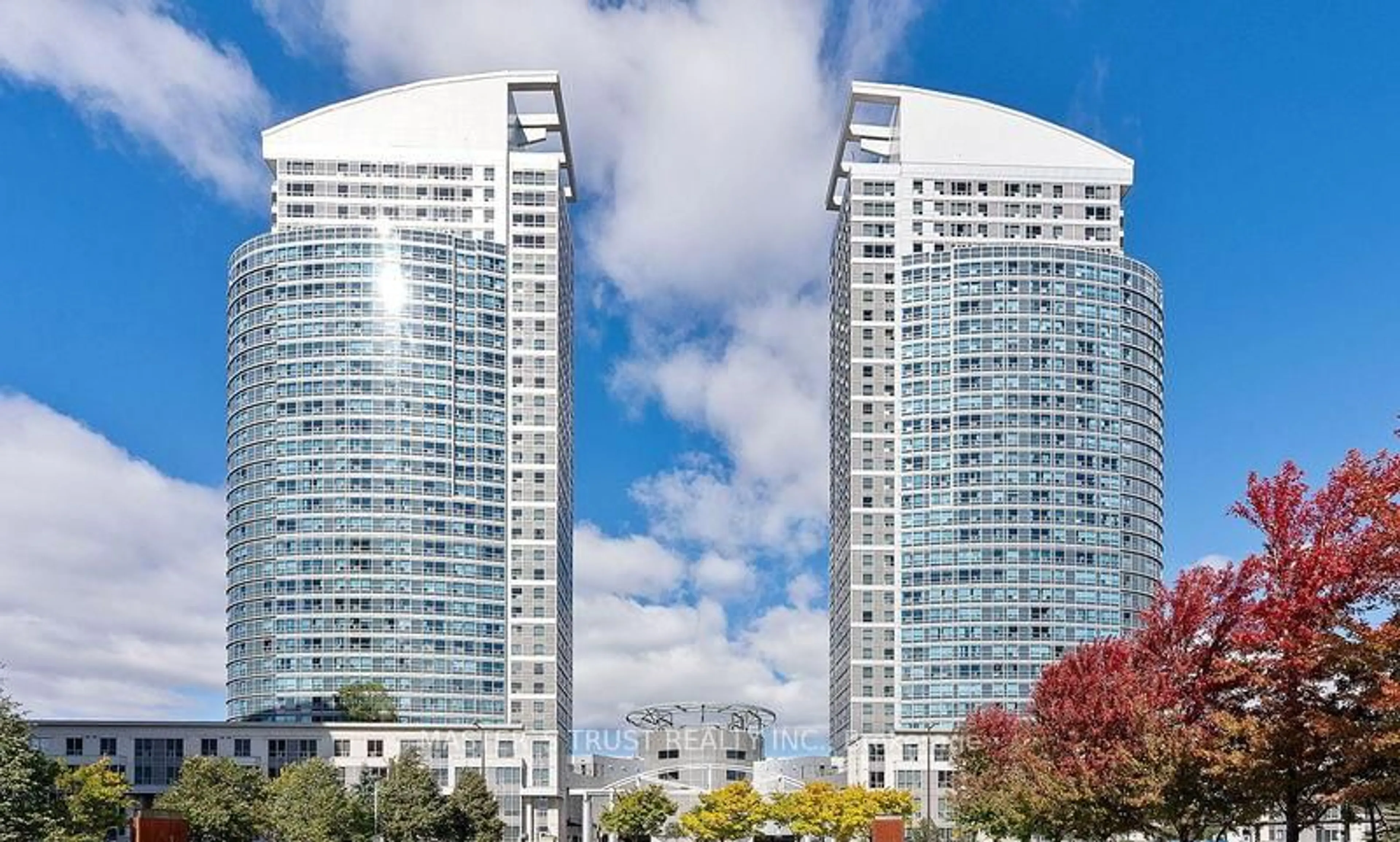 Unknown for 36 Lee Centre Dr #702, Toronto Ontario M1H 3J1