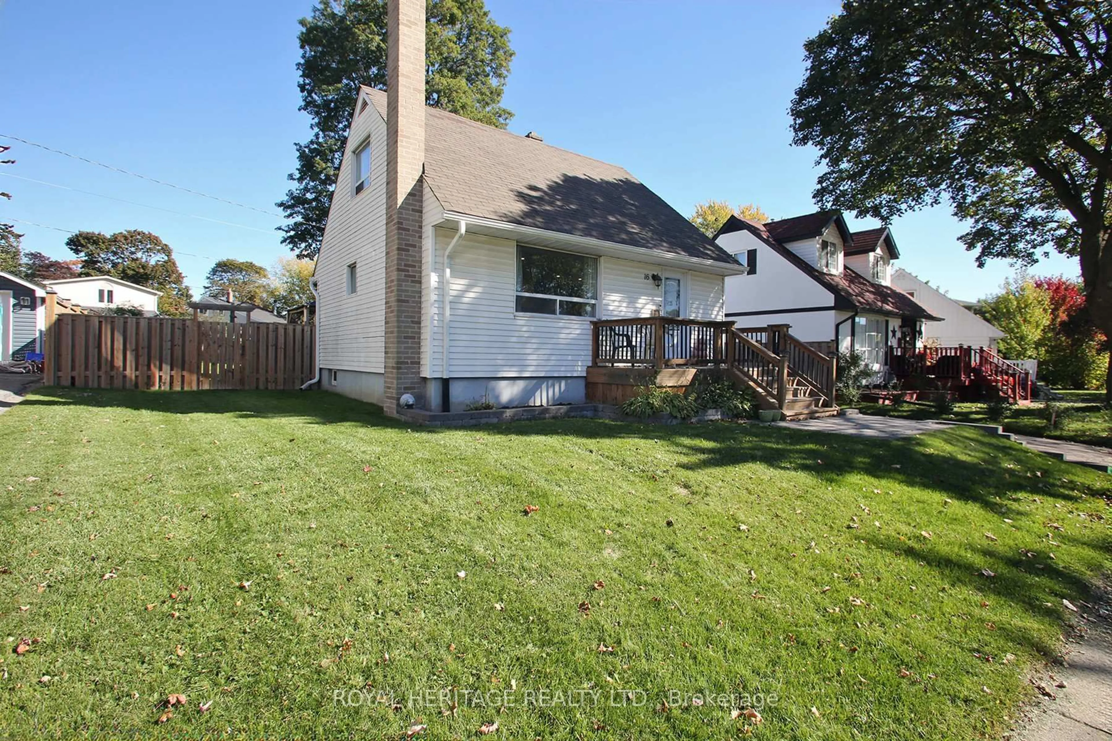 A pic from outside/outdoor area/front of a property/back of a property/a pic from drone, street for 16 Burcher Rd, Ajax Ontario L1S 2P7