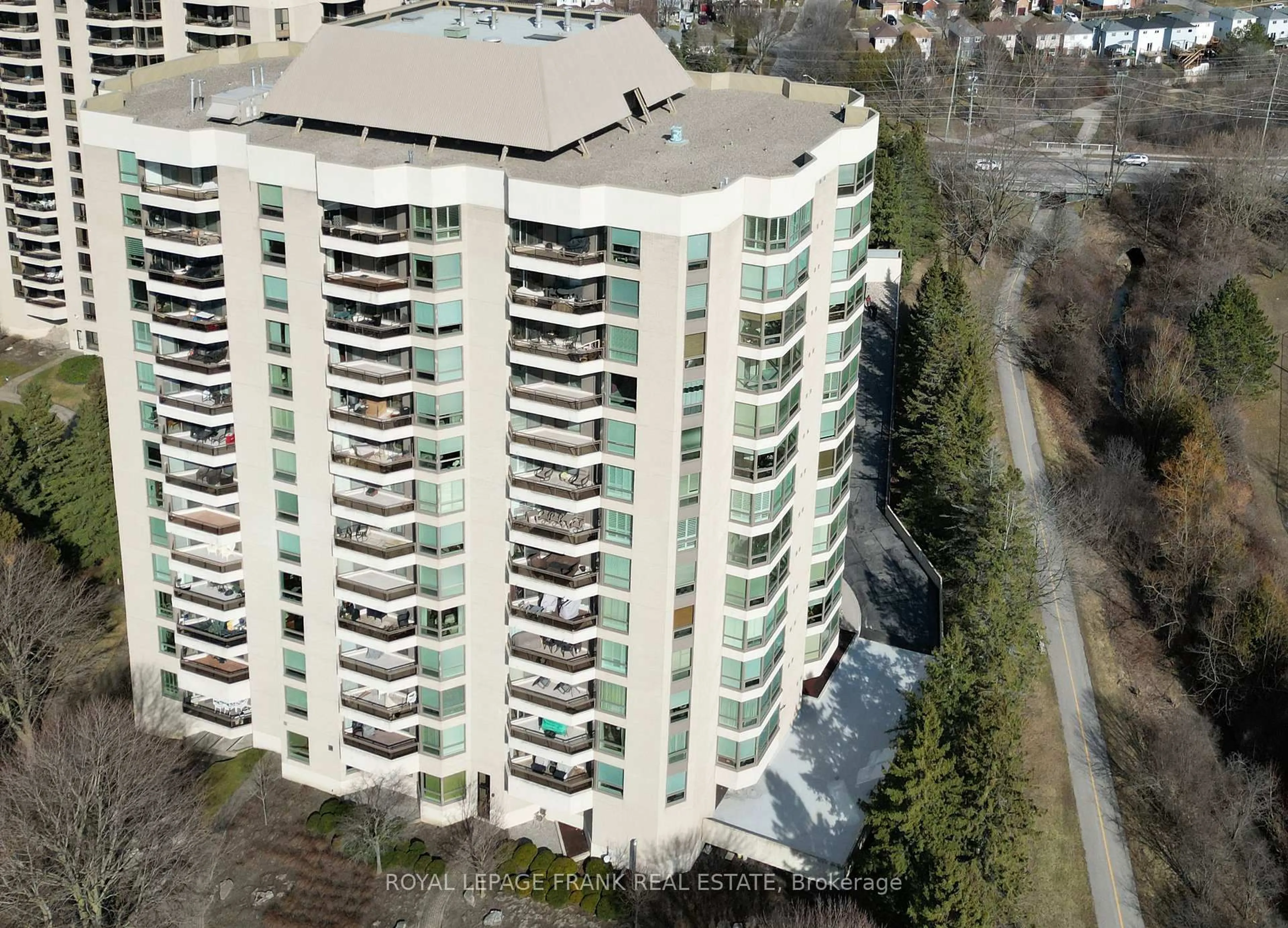 A pic from outside/outdoor area/front of a property/back of a property/a pic from drone, city buildings view from balcony for 700 Wilson Rd #1205, Oshawa Ontario L1G 7T5