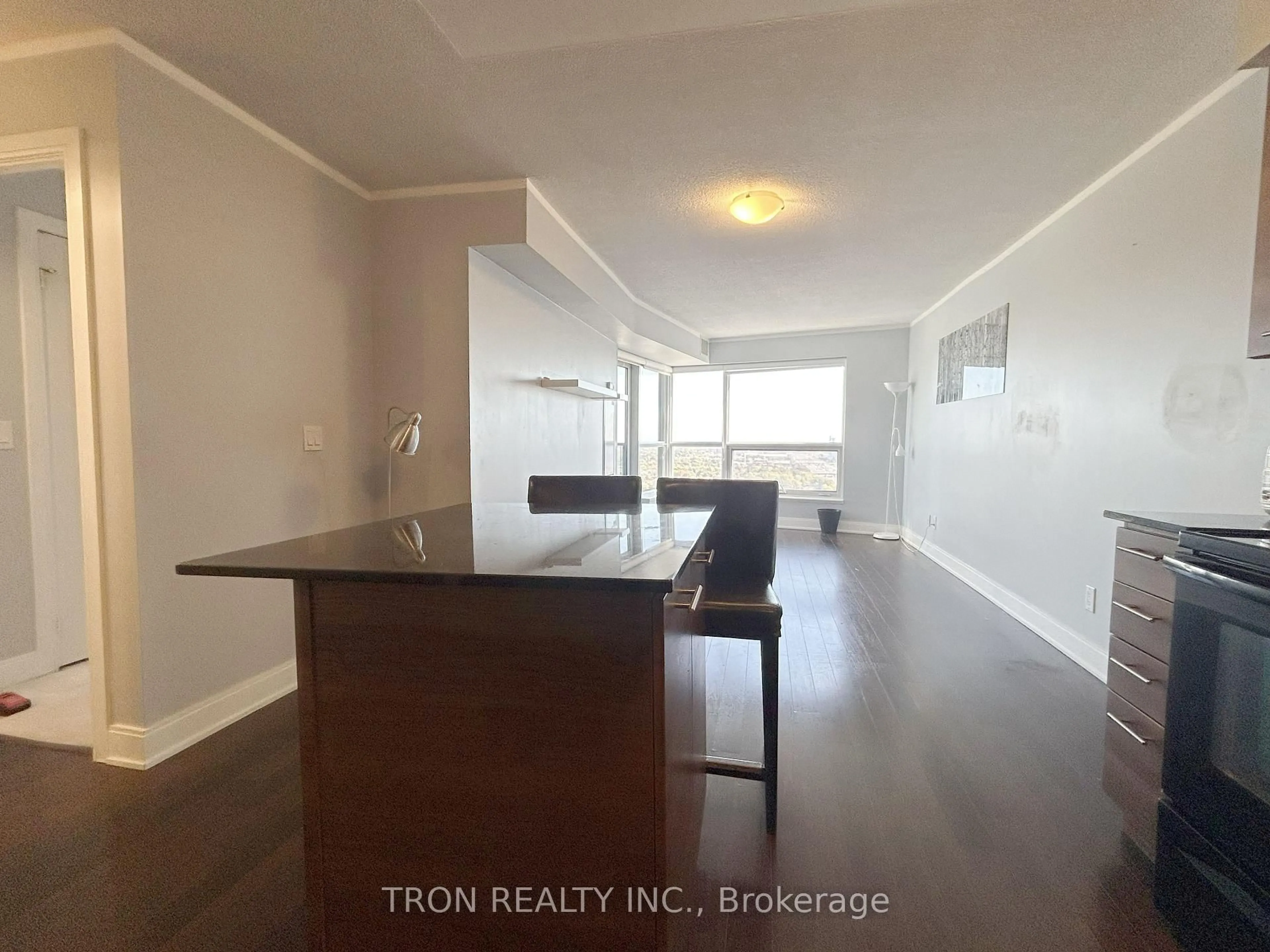 A pic of a room for 125 Village Green Sq #3102, Toronto Ontario M1S 0G3