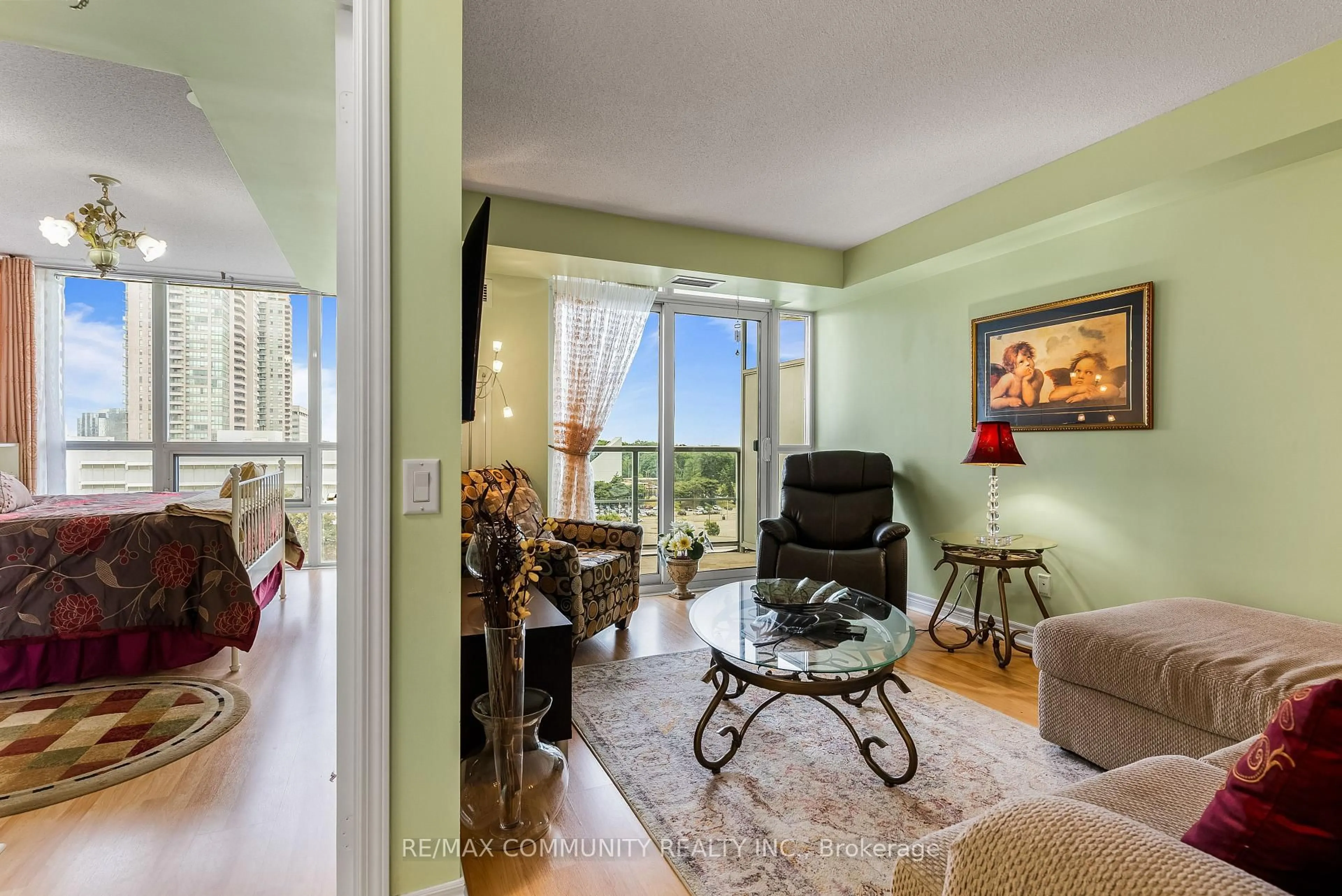 Living room with furniture, unknown for 83 Borough Dr #809, Toronto Ontario M1P 5E4