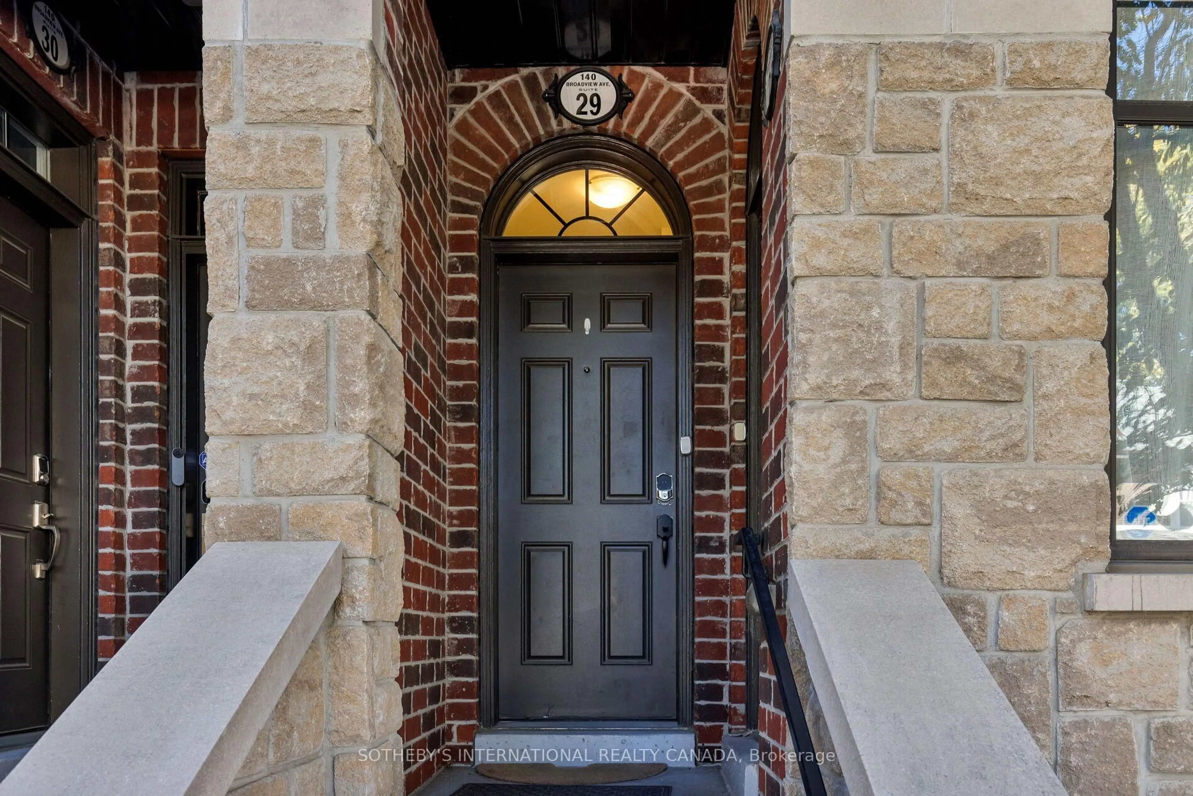 Indoor entryway for 140 Broadview Ave #29, Toronto Ontario M4M 0A8