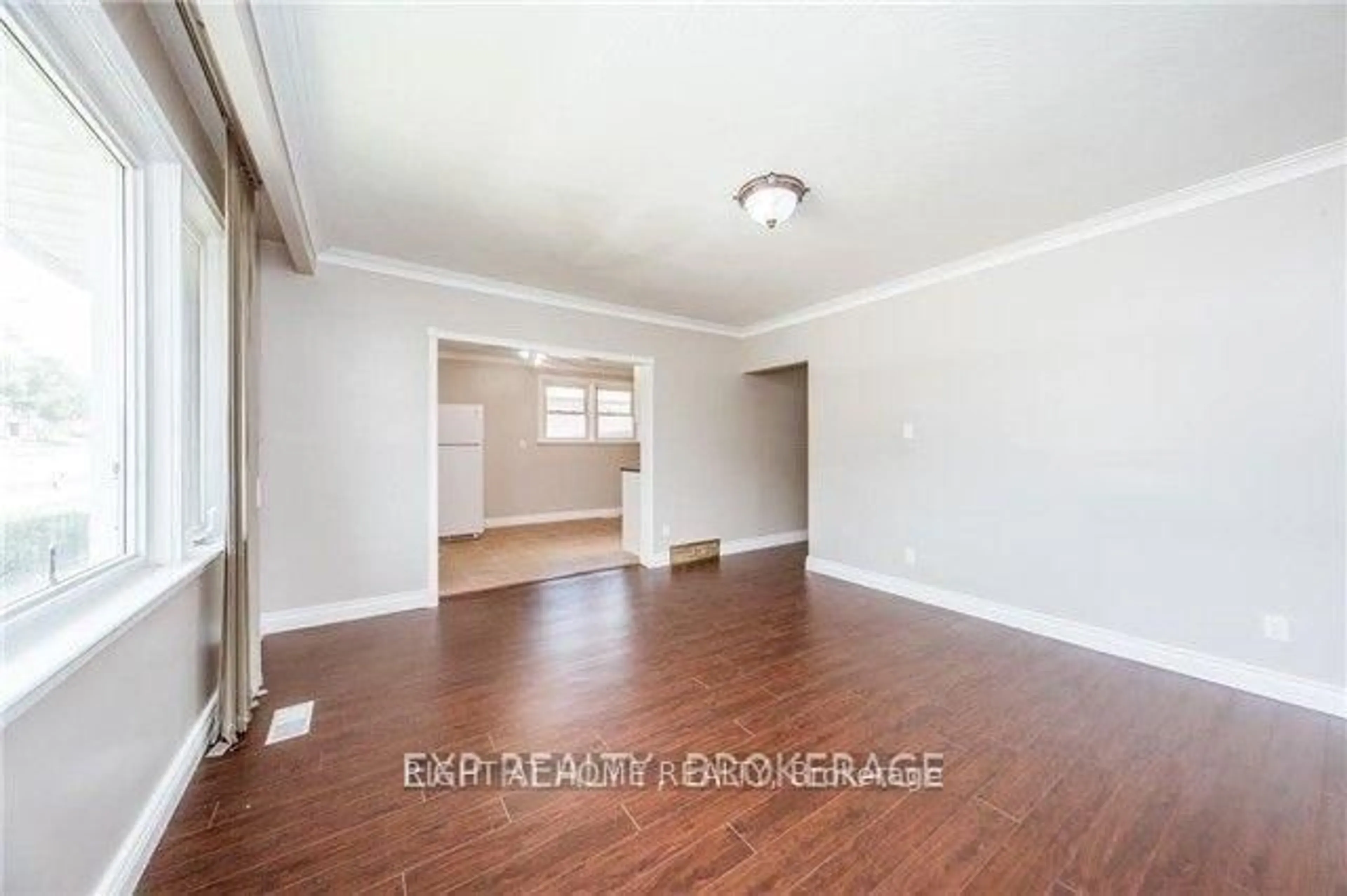 A pic of a room for 709 Gilbert St, Whitby Ontario L1N 1S1