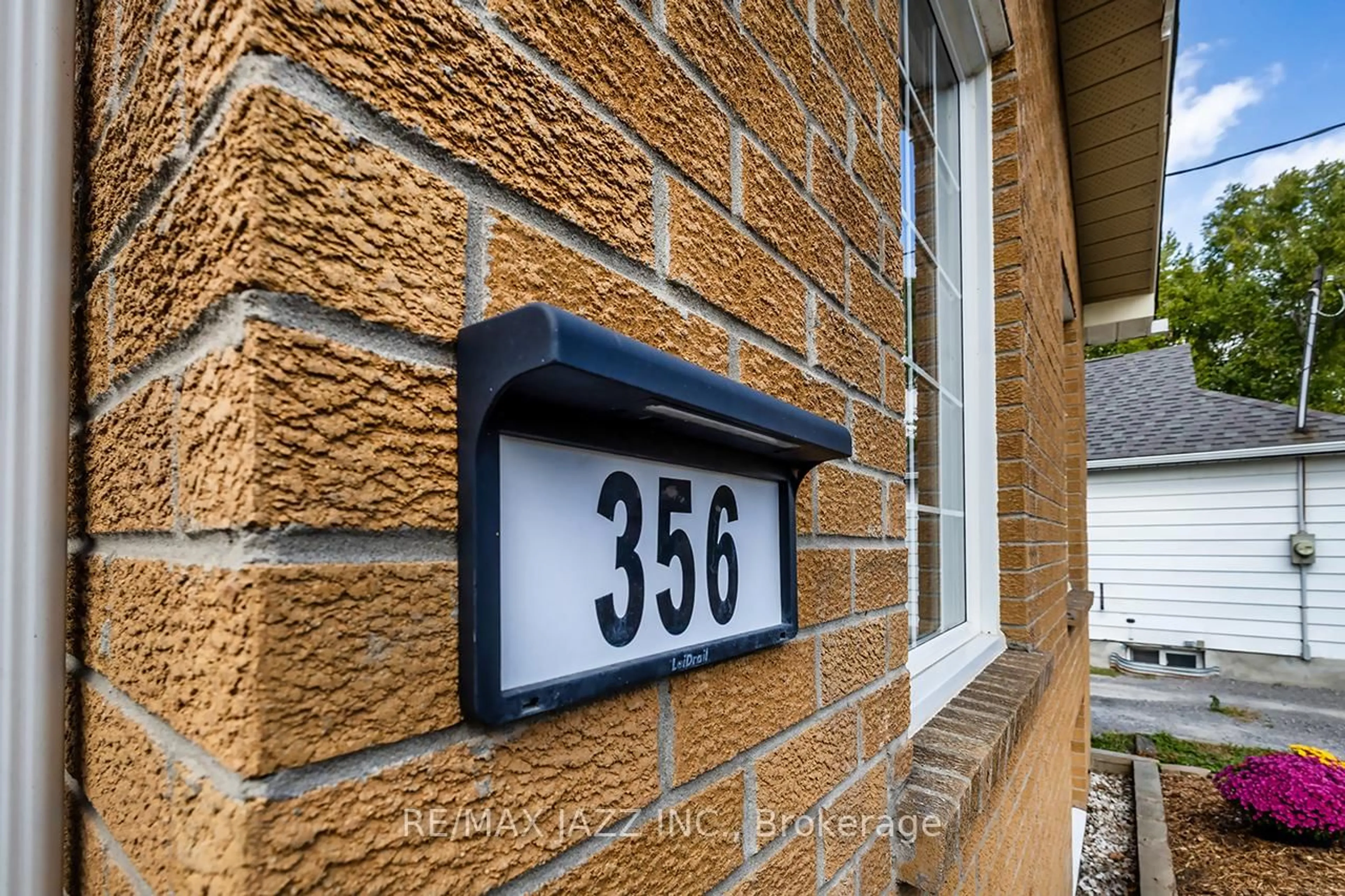 Home with brick exterior material, street for 356 Verdun Rd, Oshawa Ontario L1H 5T5