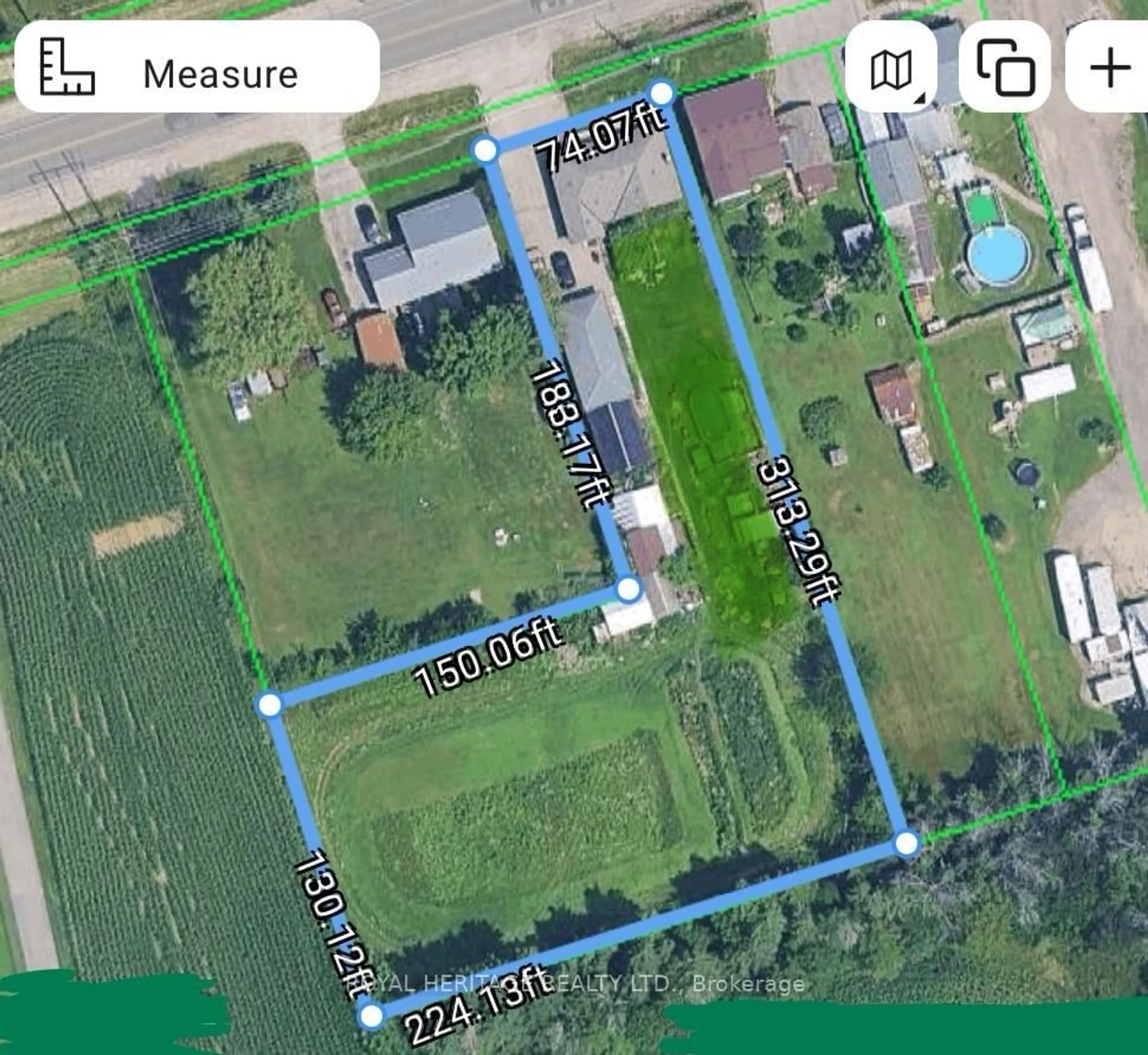 A pic from outside/outdoor area/front of a property/back of a property/a pic from drone, building for 1595 Taunton Rd, Clarington Ontario L0B 1J0