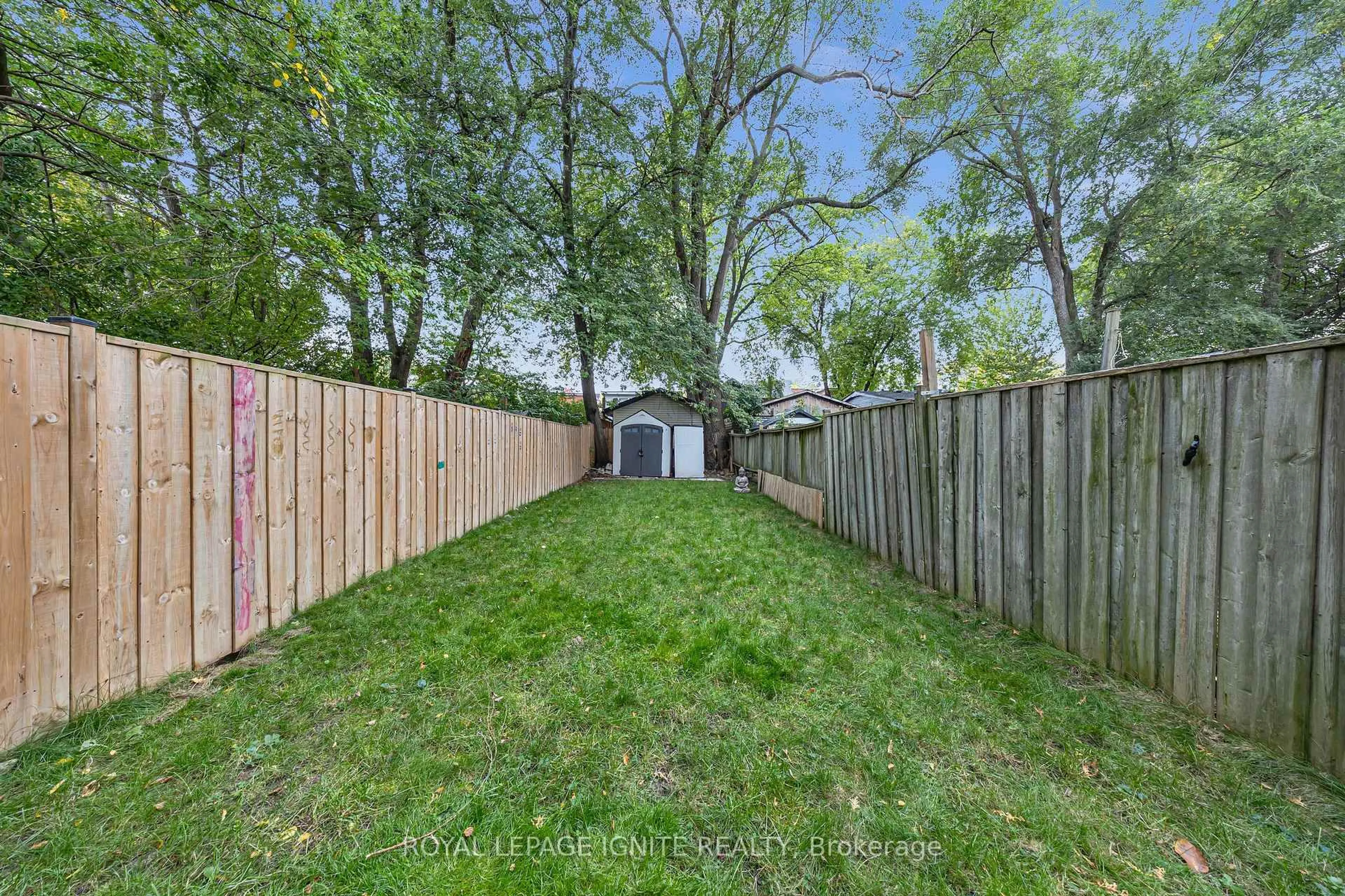 Patio, unknown for 148 Barrington Ave, Toronto Ontario M4C 4Z2