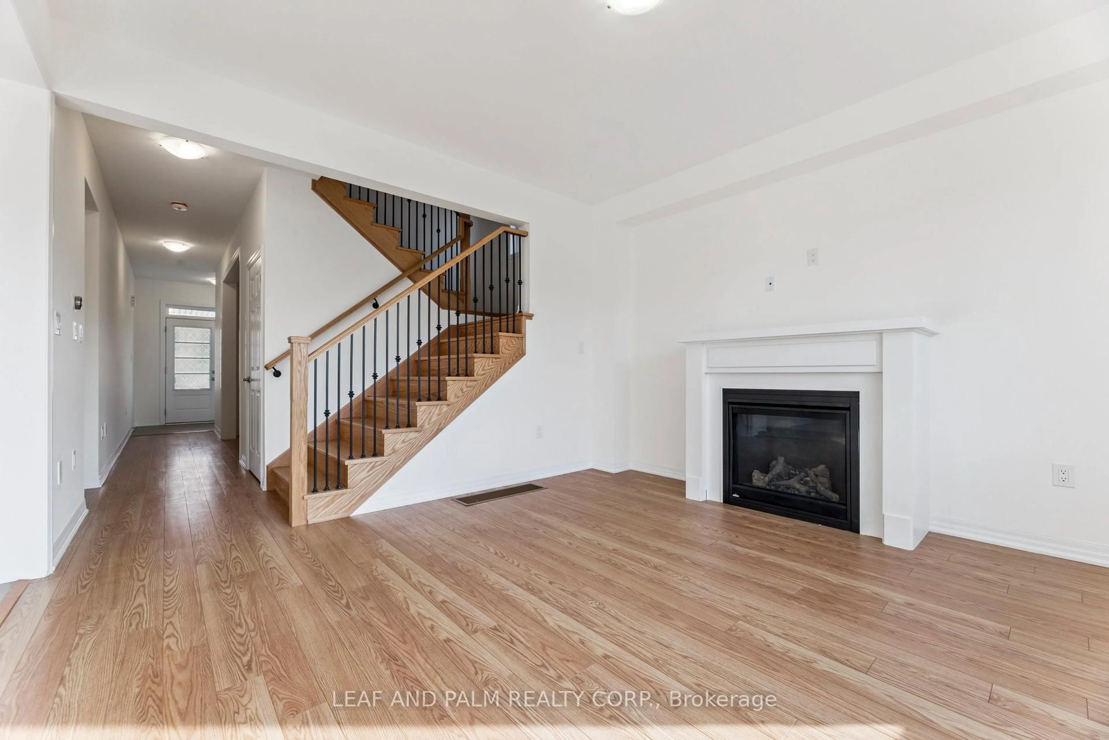 Unknown for 35 Ed Ewert Ave, Clarington Ontario L1B 0W7