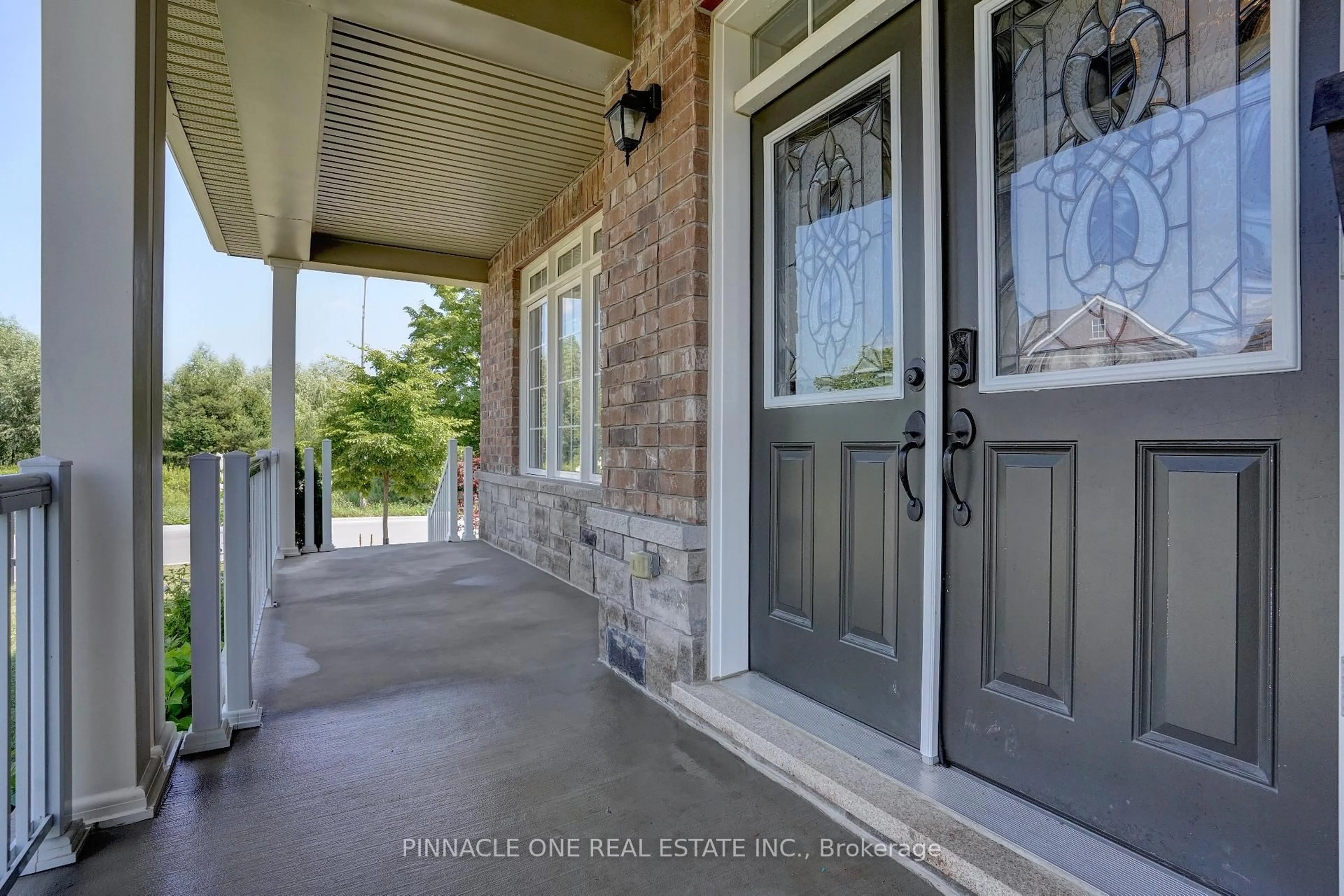 Indoor entryway for 38 Quick Tr, Clarington Ontario L1C 0V2