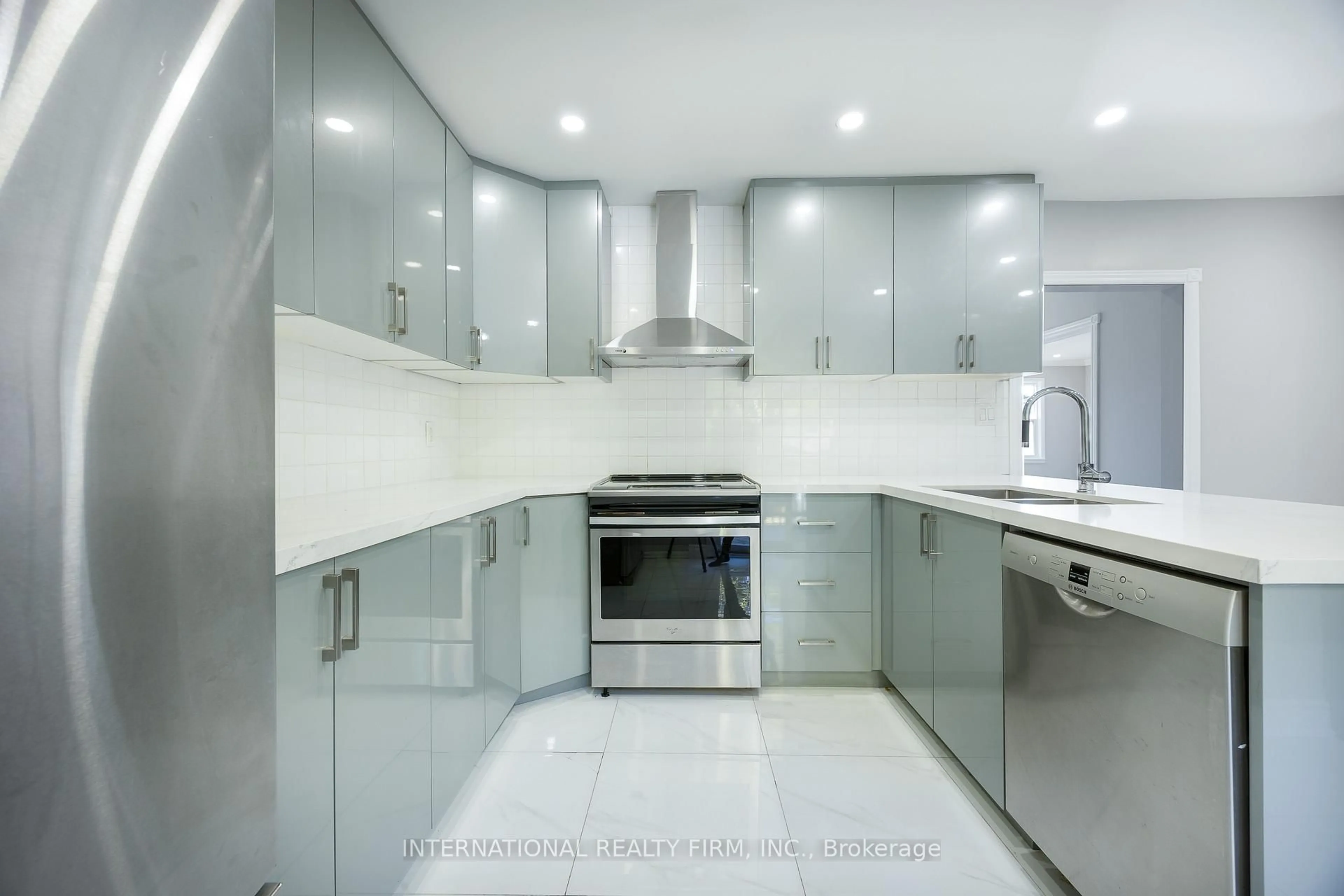 Contemporary kitchen, ceramic/tile floor for 345 Park Rd, Oshawa Ontario L1J 4H6
