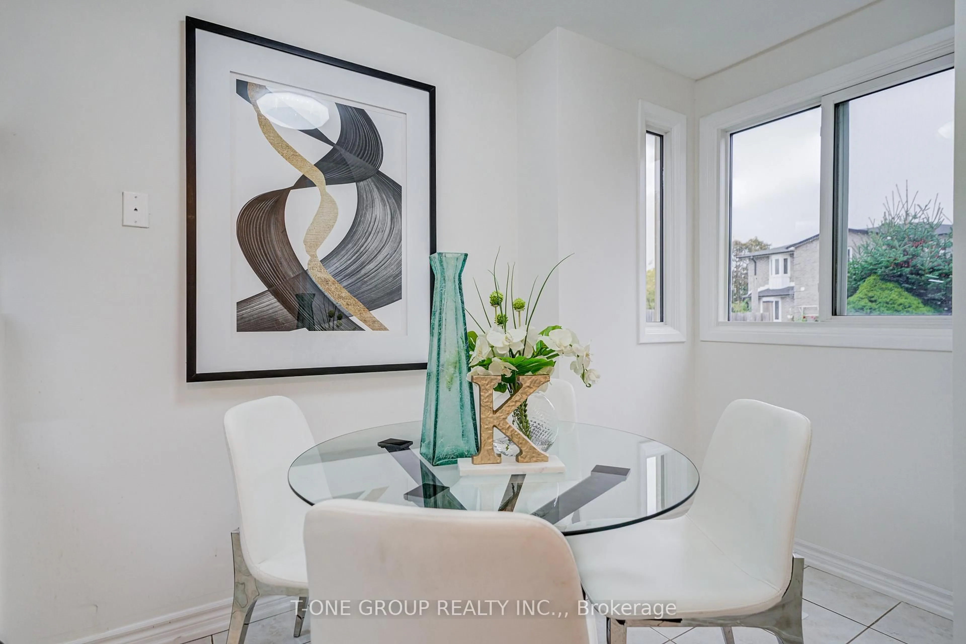 Dining room, unknown for 140 Spring Forest Sq, Toronto Ontario M1S 4W8