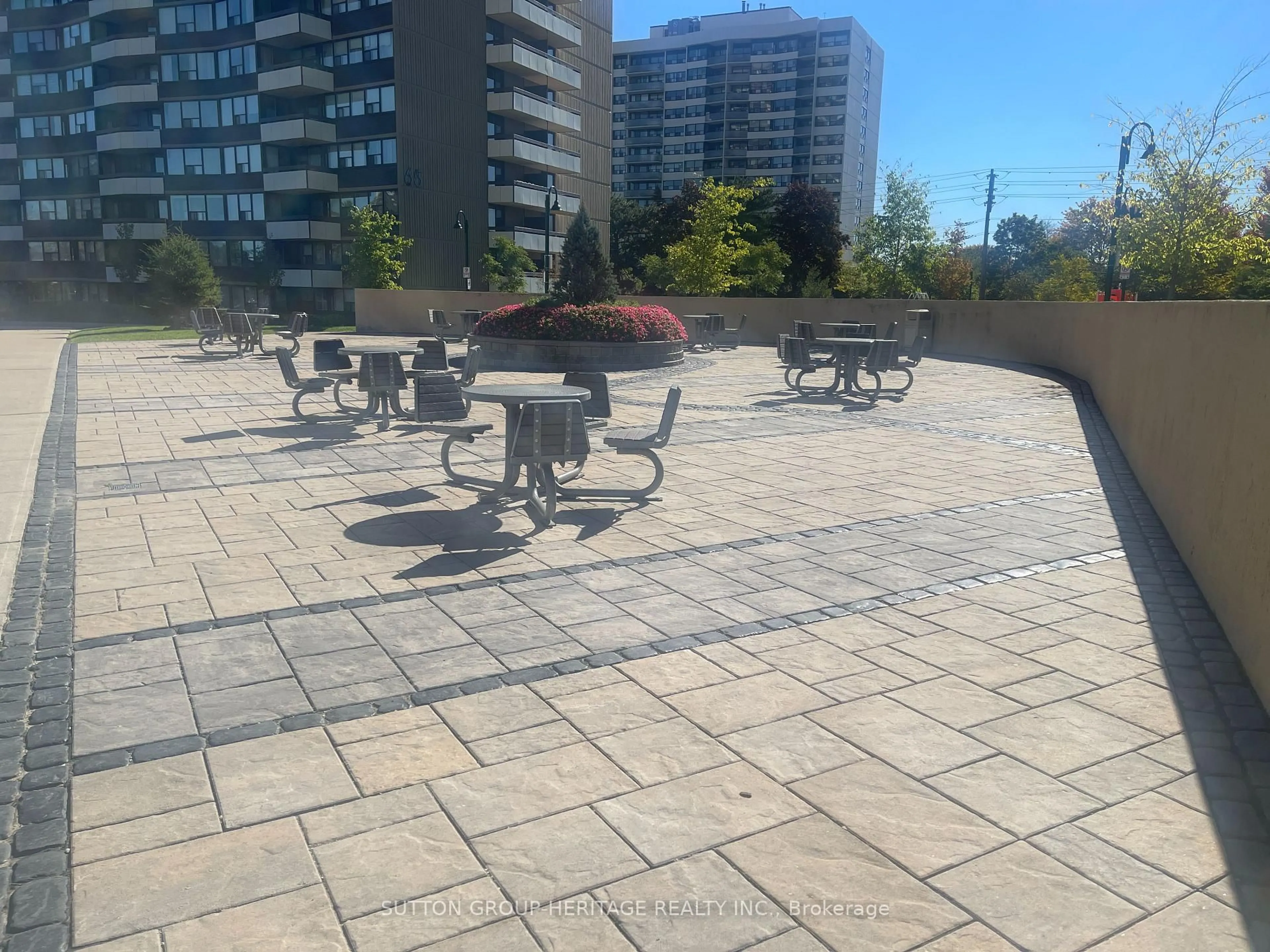 Patio, street for 45 Huntingdale Blvd #1508, Toronto Ontario M1W 2N8