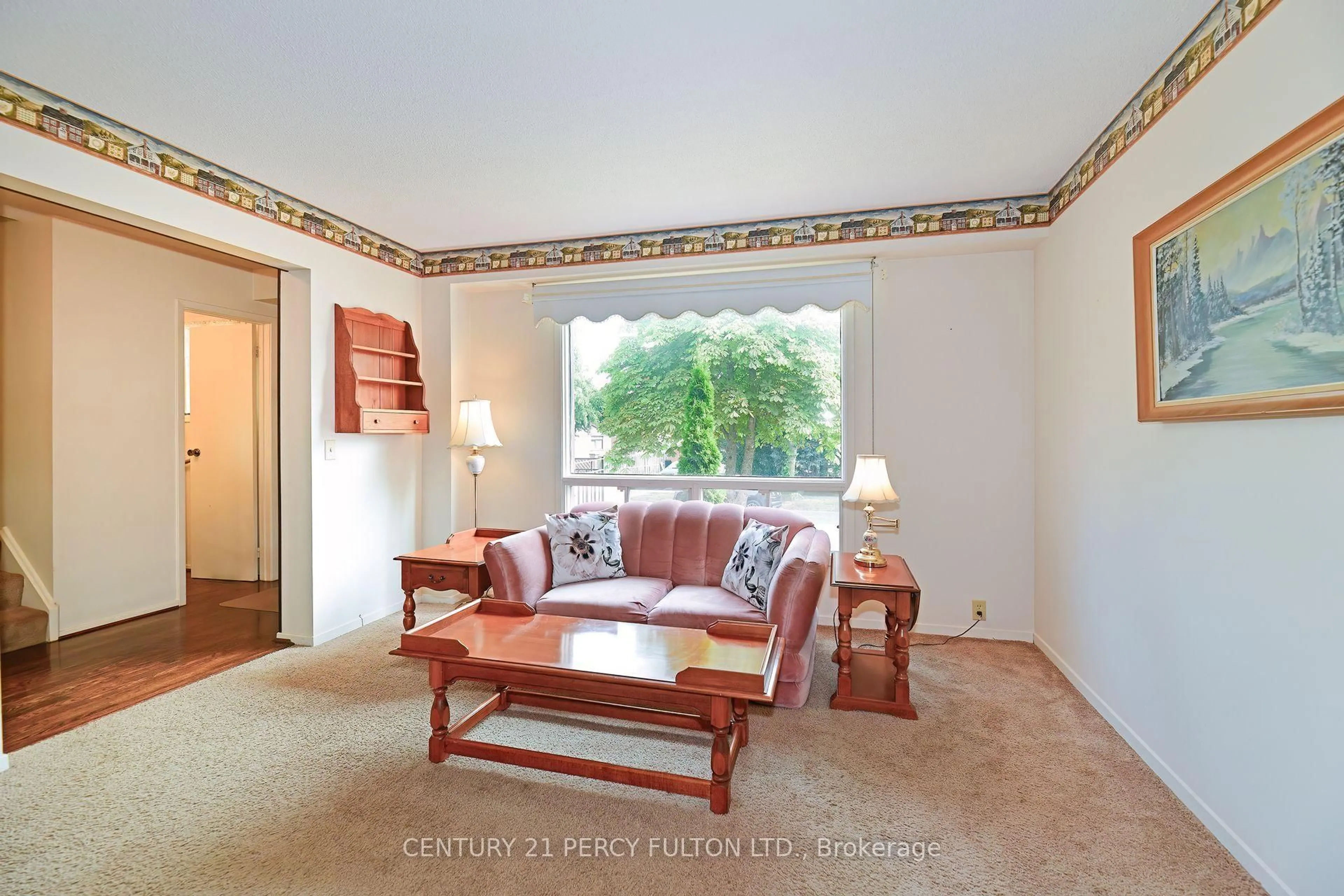 Living room with furniture, carpet floor for 74 John Stoner Dr, Toronto Ontario M1B 3A3