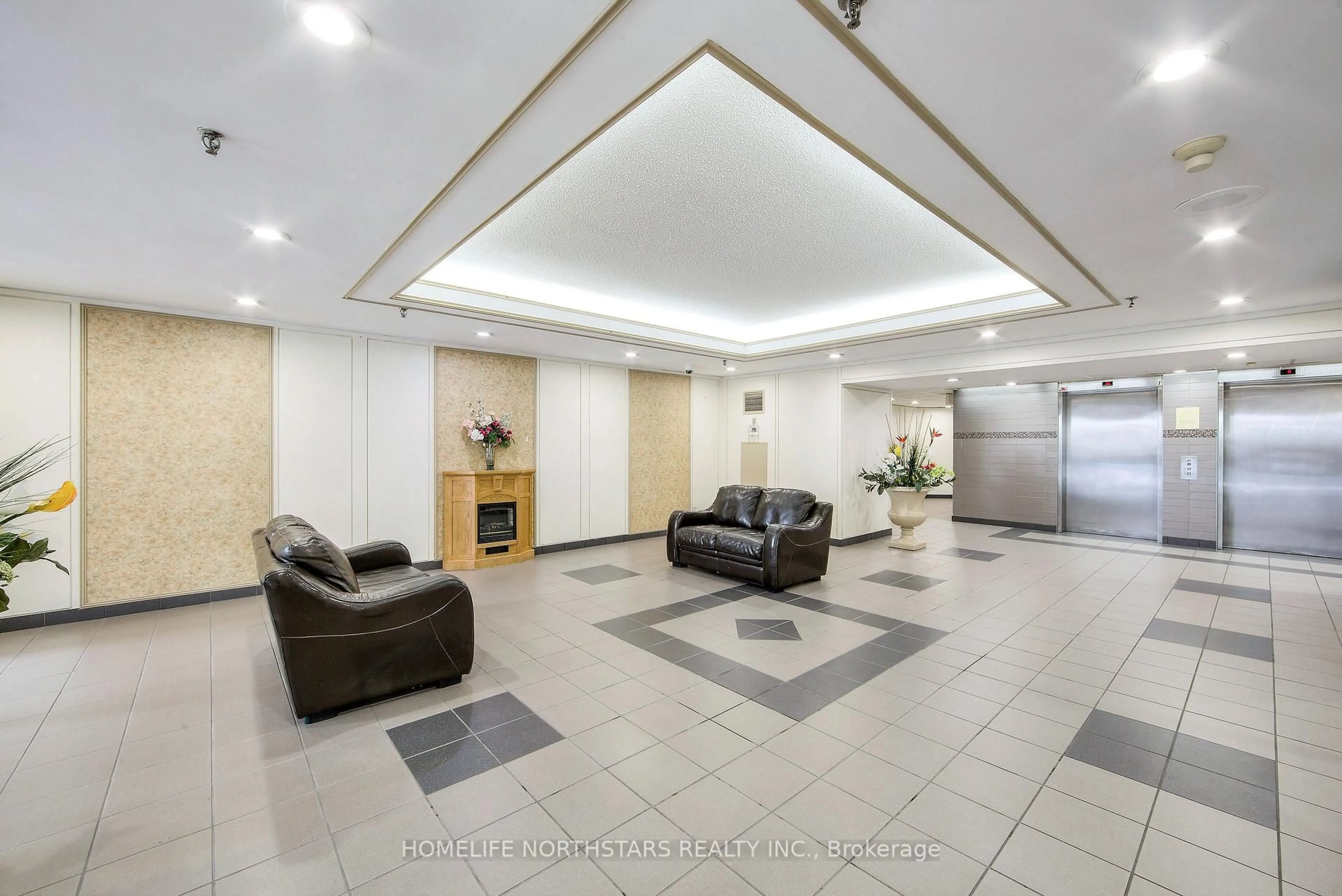 Lobby for 400 Mclevin Ave #1001, Toronto Ontario M1B 5J4