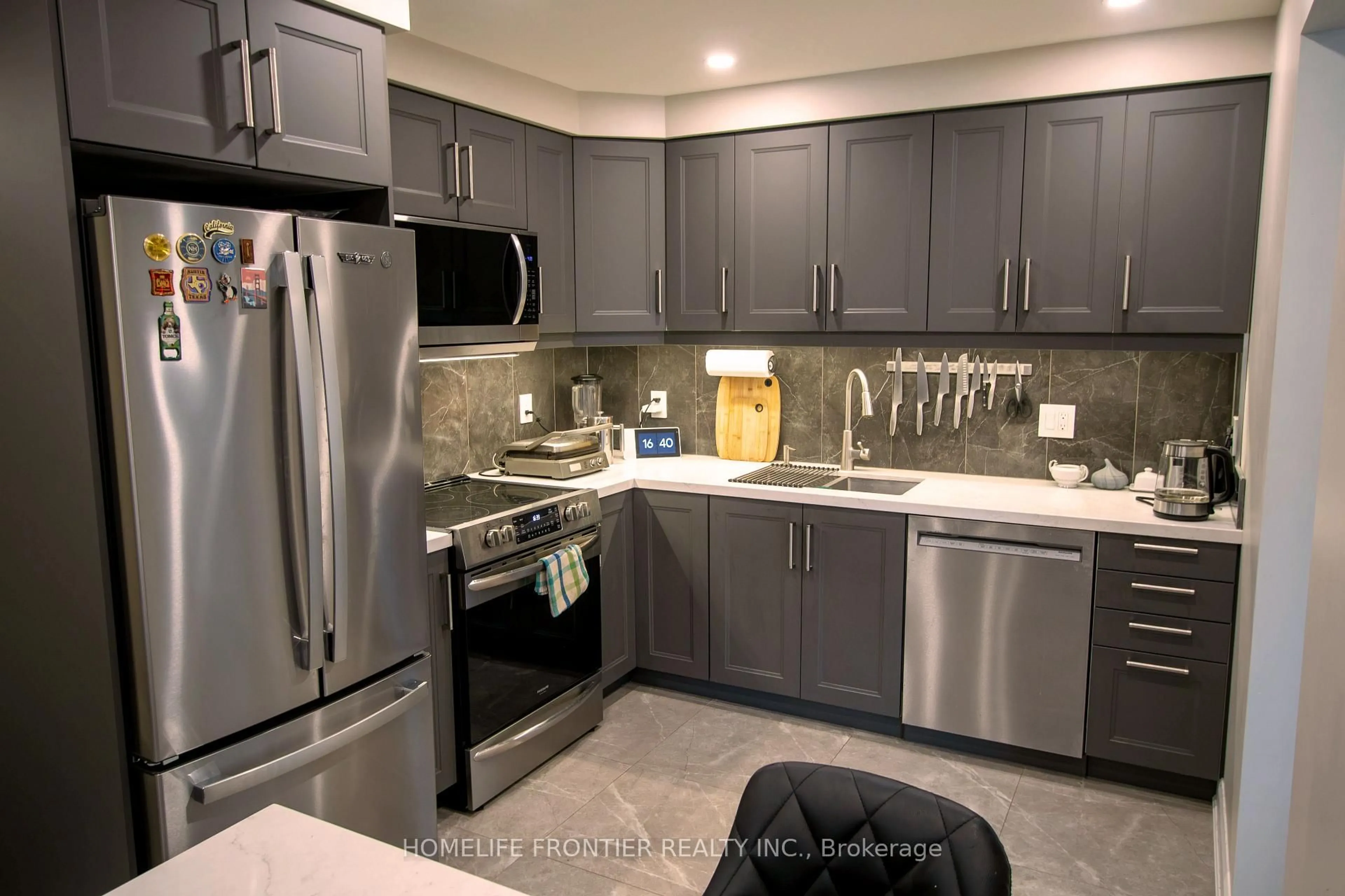 Contemporary kitchen, ceramic/tile floor for 59 Dowswell Dr, Toronto Ontario M1B 1H5