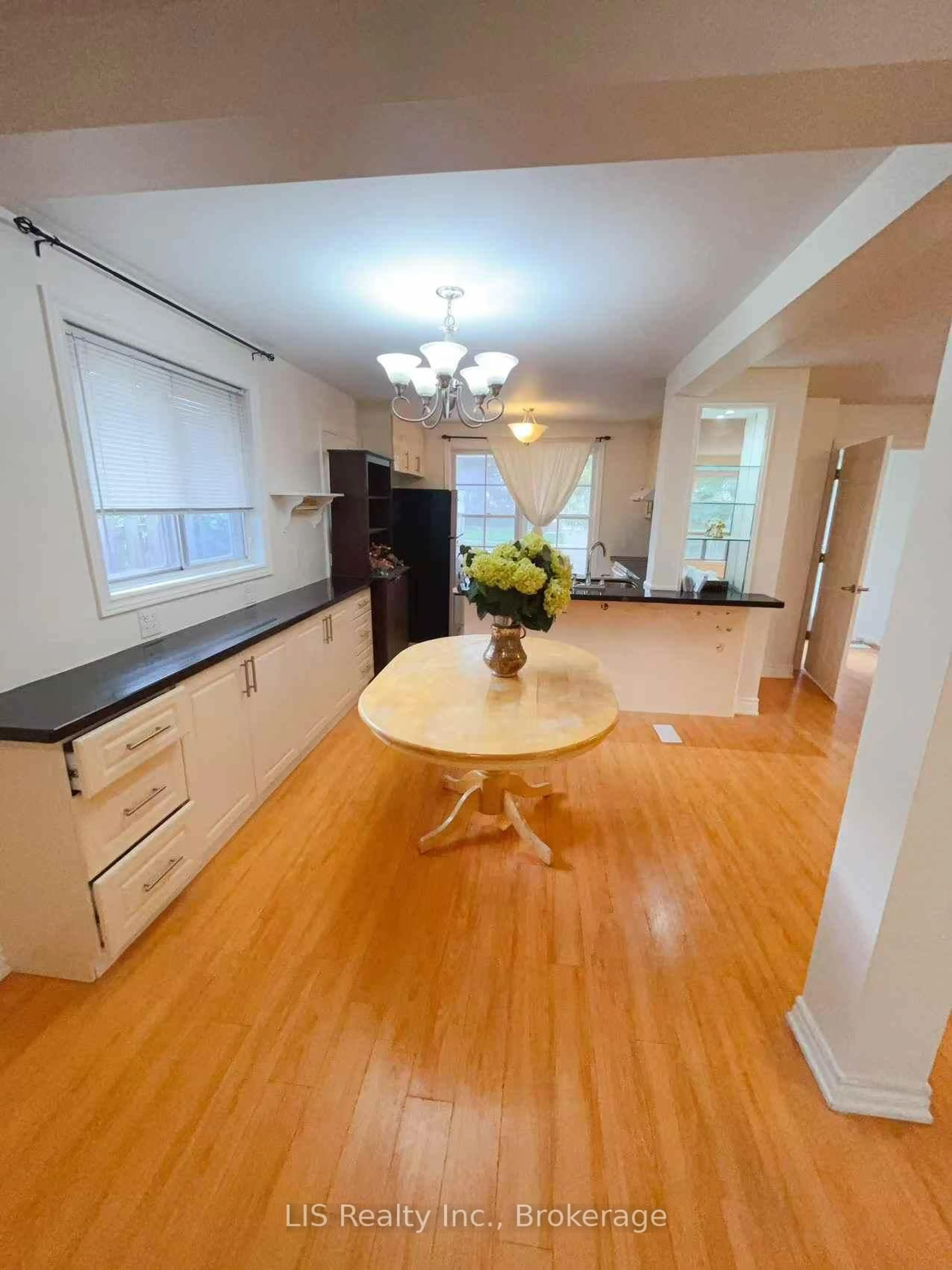 Unknown for 65 Highcourt Cres, Toronto Ontario M1H 2L7