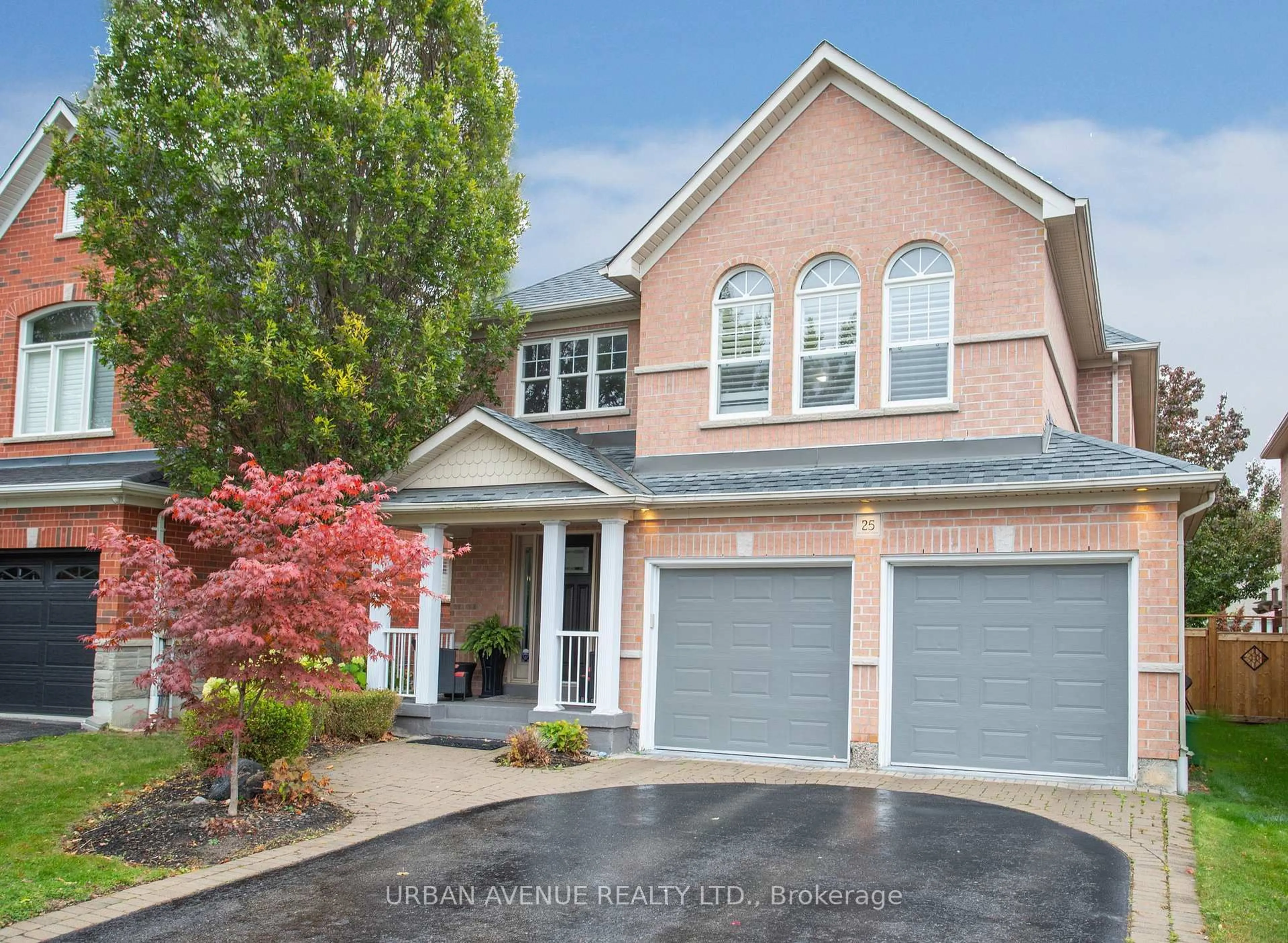 Home with brick exterior material, street for 25 Darren Ave, Whitby Ontario L1R 3C1