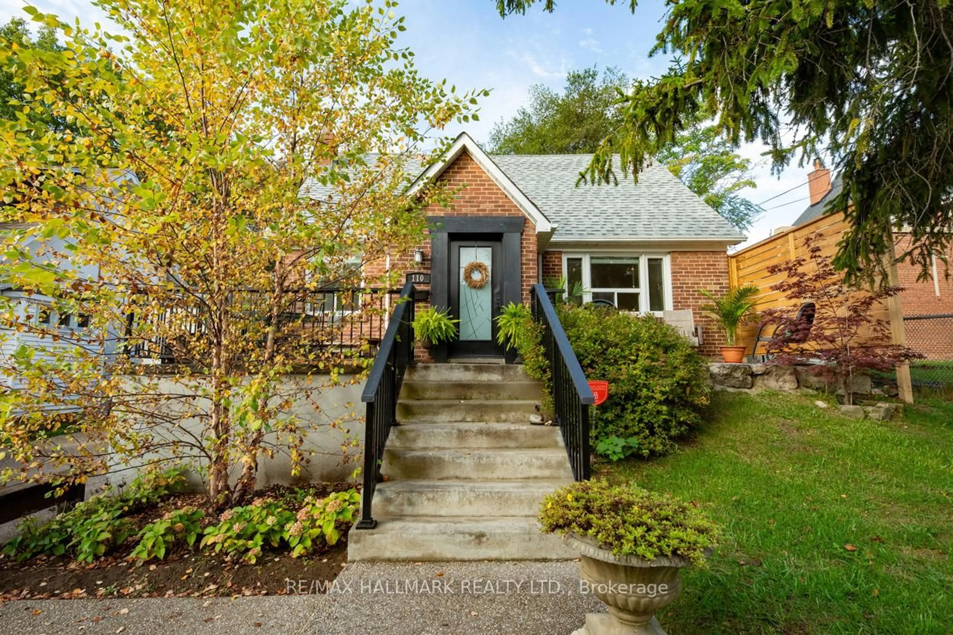 Home with brick exterior material, street for 110 Lakeside Ave, Toronto Ontario M1N 3C1