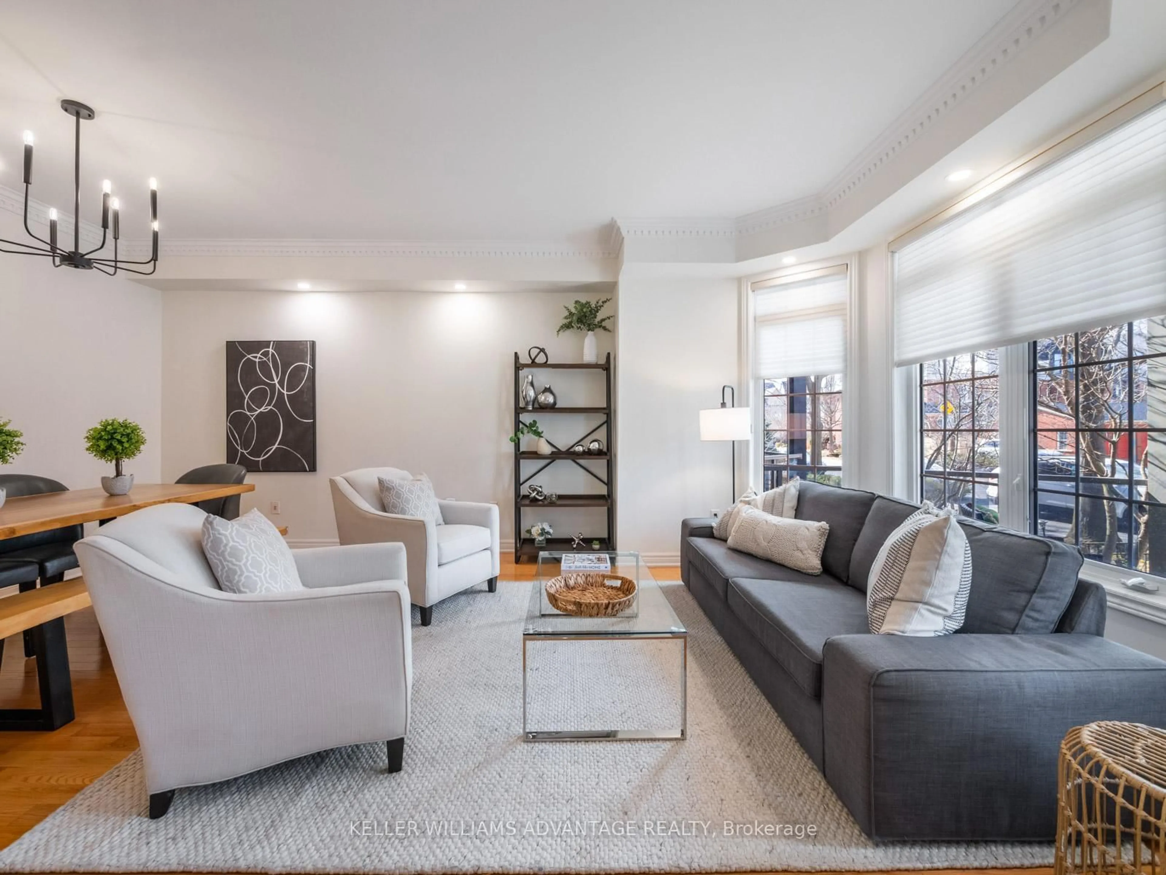 Living room with furniture, unknown for 69 Boardwalk Dr, Toronto Ontario M4L 3Z4