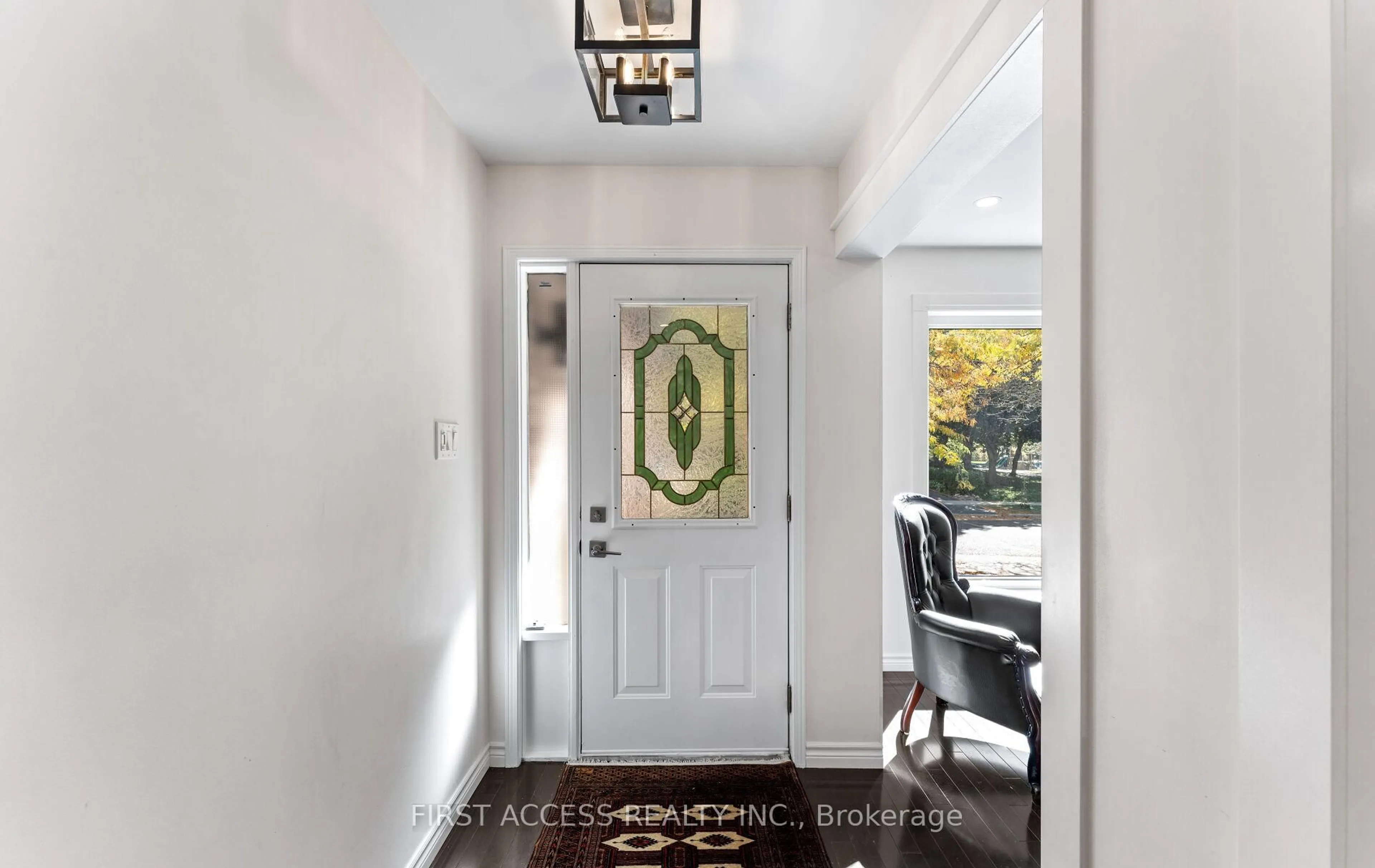 Indoor entryway for 97 Deverell St, Whitby Ontario L1R 1V9
