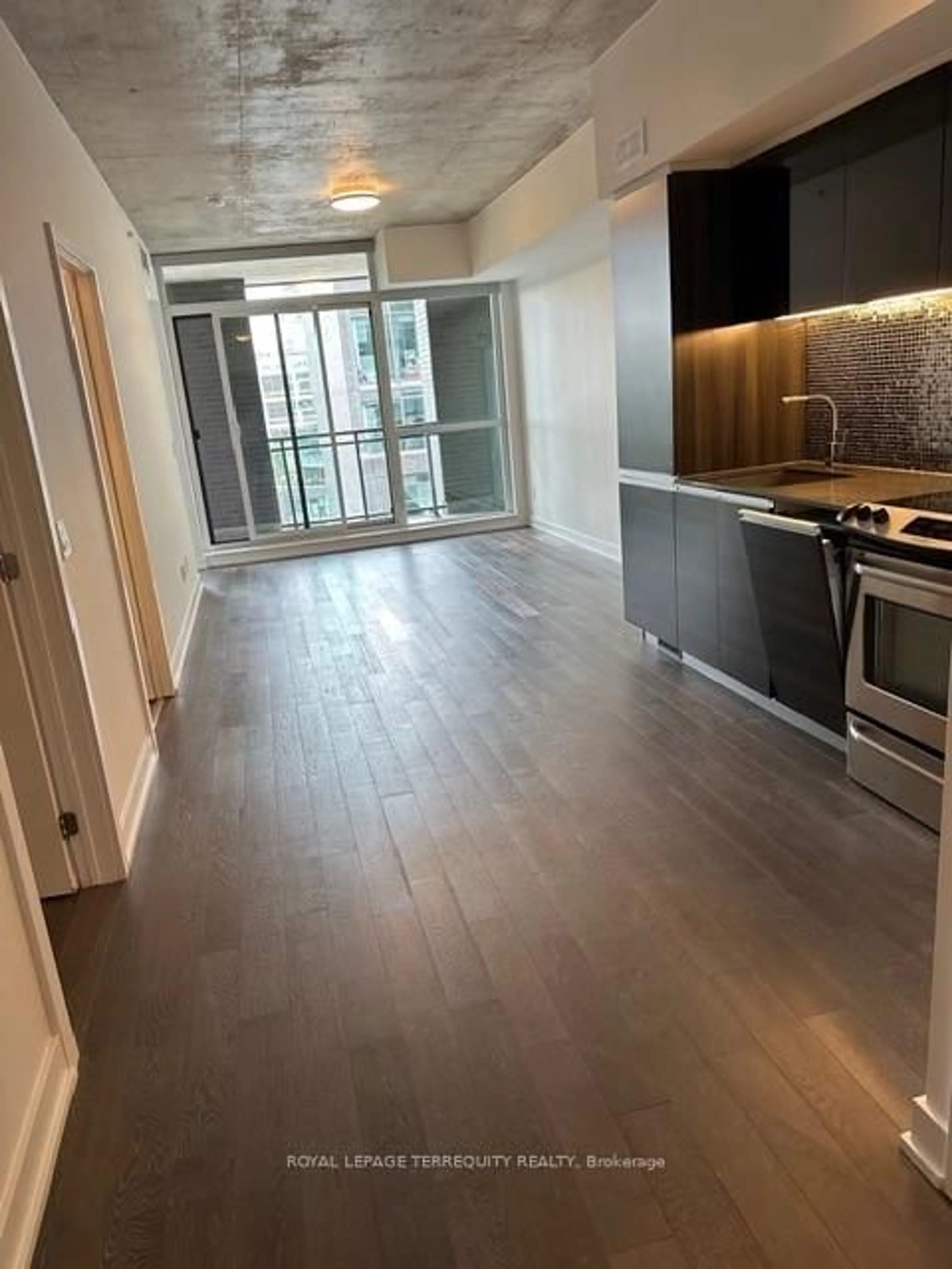 A pic of a room for 1190 Dundas St #510, Toronto Ontario M4M 0C5