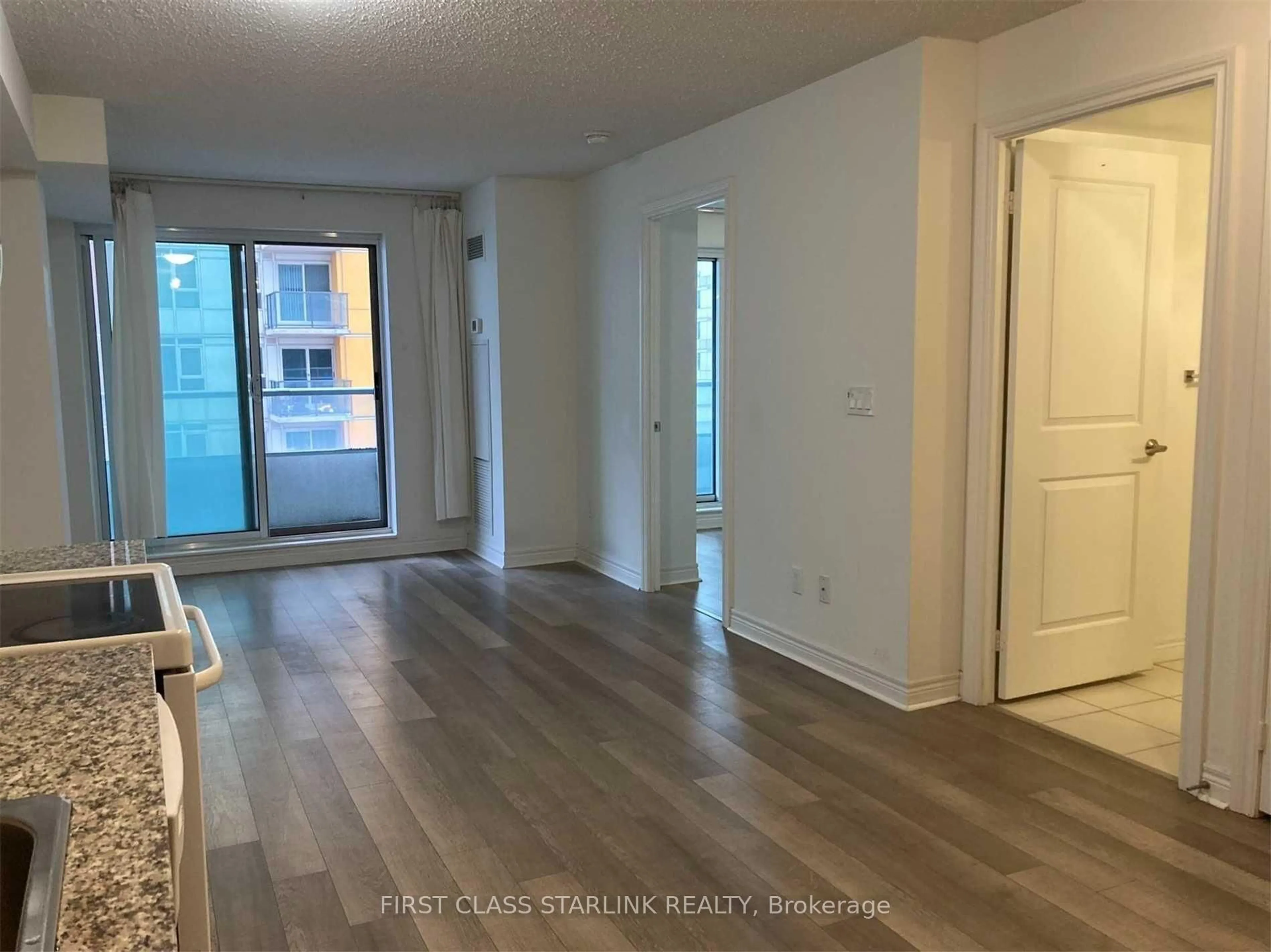 A pic of a room for 50 Town Centre Crt #510, Toronto Ontario M1P 0A9