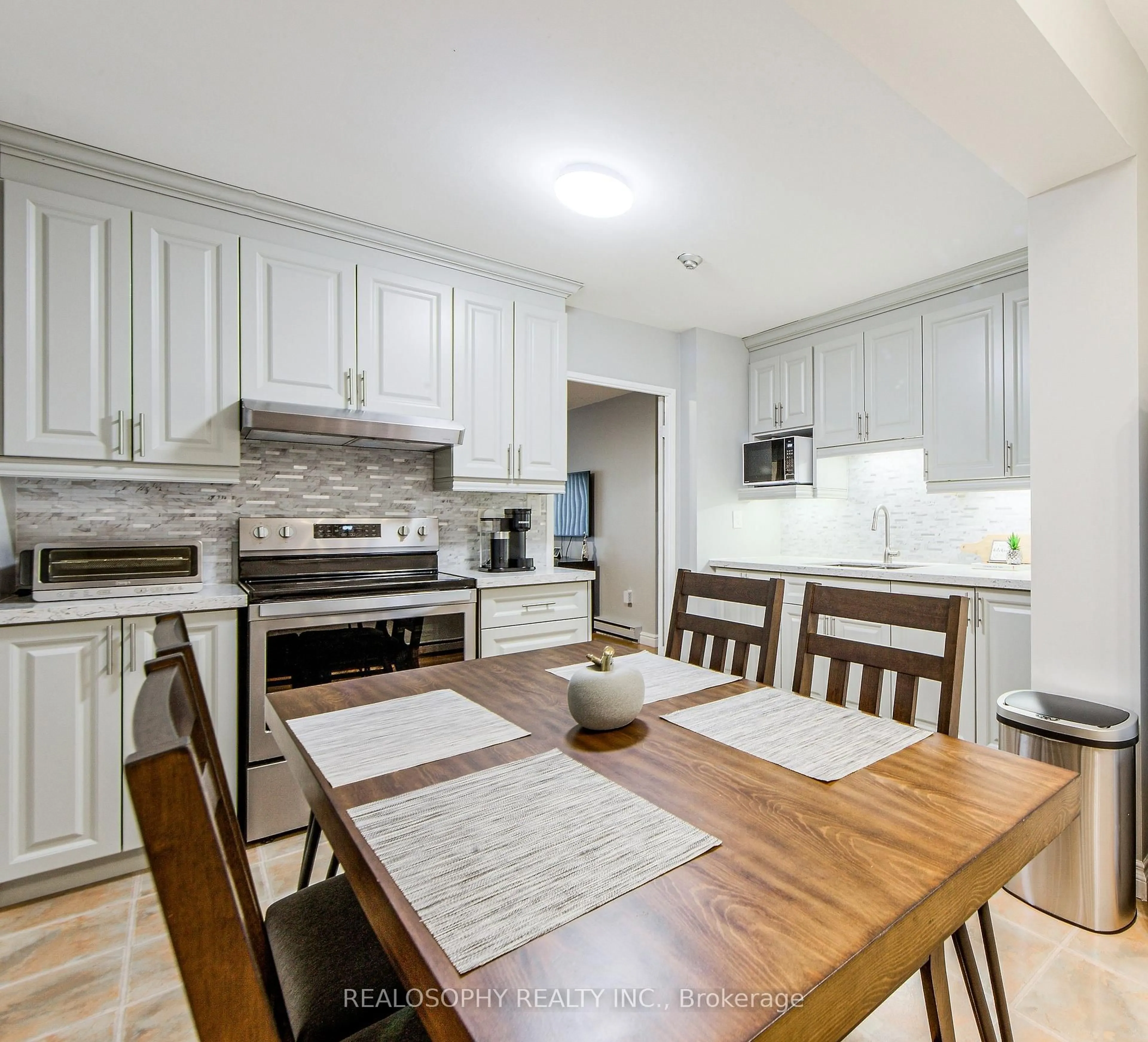 Open concept kitchen, unknown for 91 Muir Dr #85, Toronto Ontario M1M 3T7
