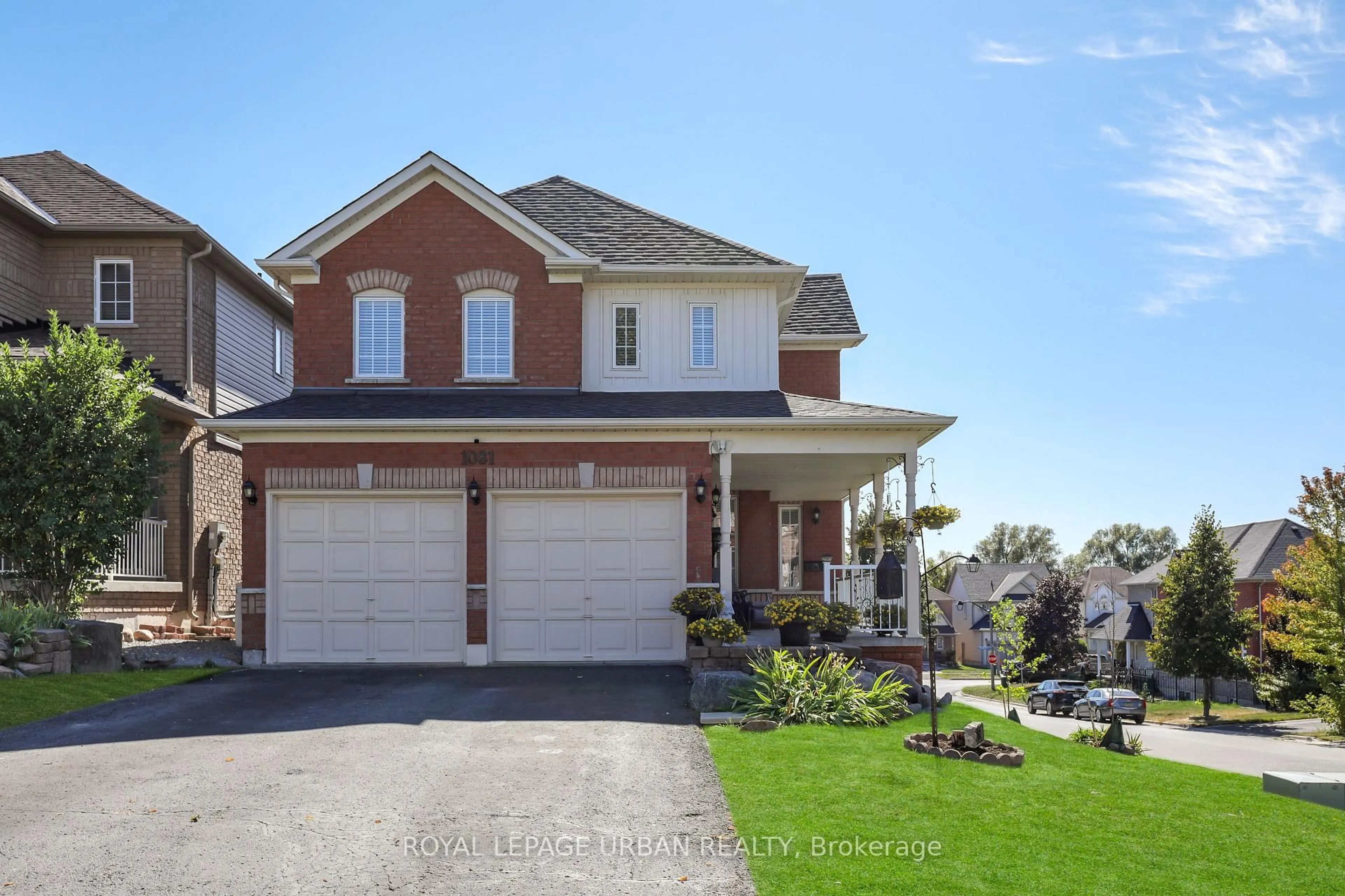 Home with brick exterior material, street for 1081 Keswick Crt, Oshawa Ontario L1K 2V2