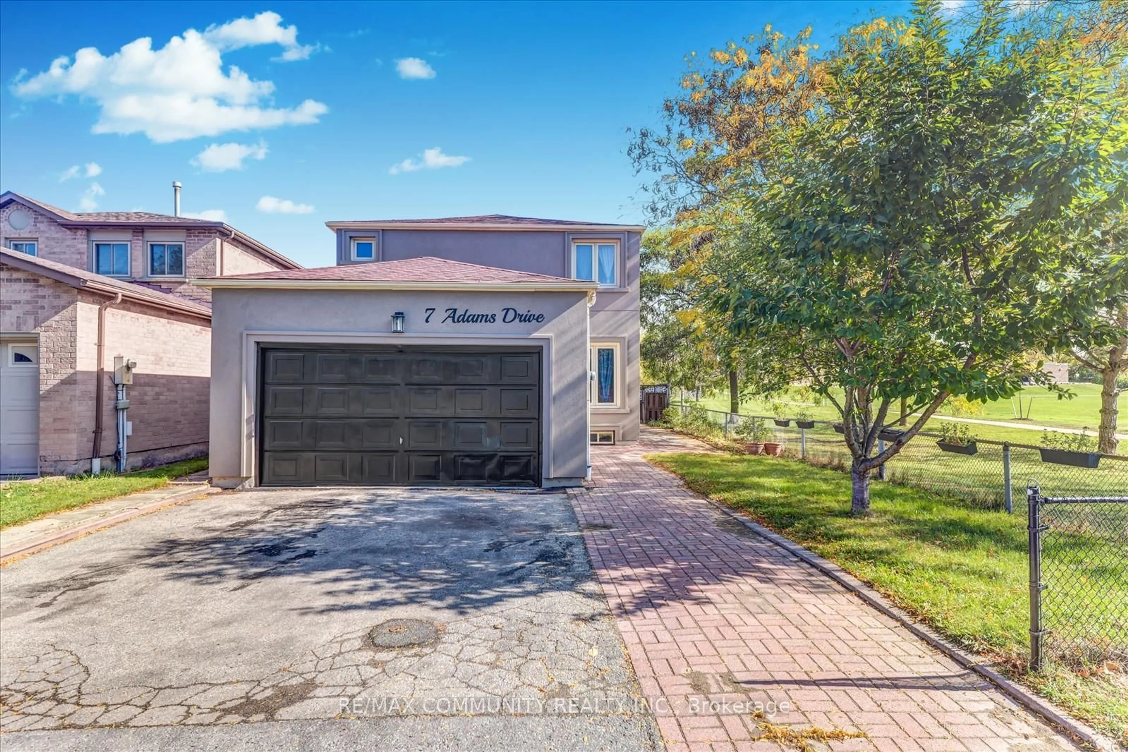 A pic from outside/outdoor area/front of a property/back of a property/a pic from drone, street for 7 Adams Dr, Ajax Ontario L1S 5Y6