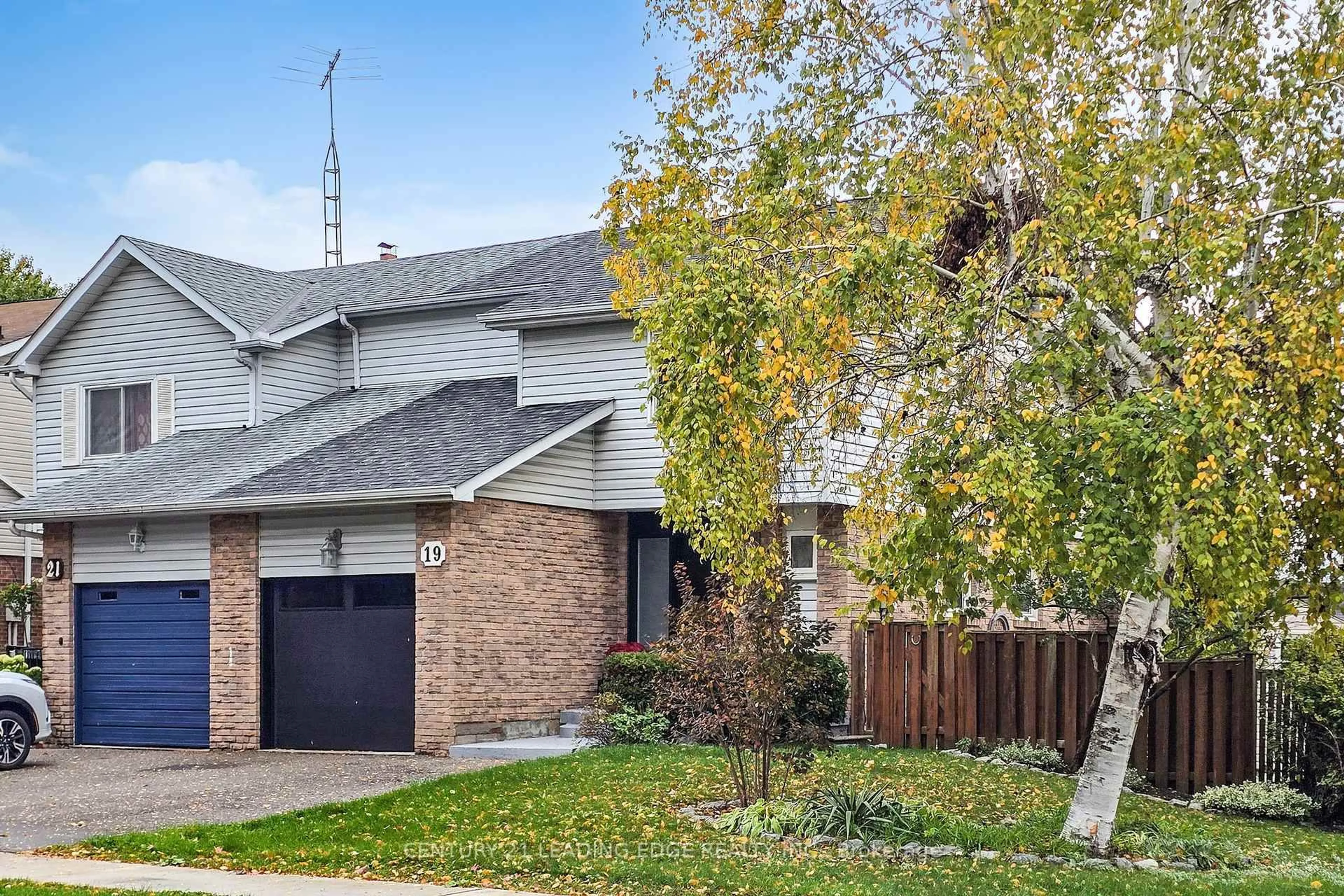 Home with brick exterior material, street for 19 Goodfellow St, Whitby Ontario L1P 1C3