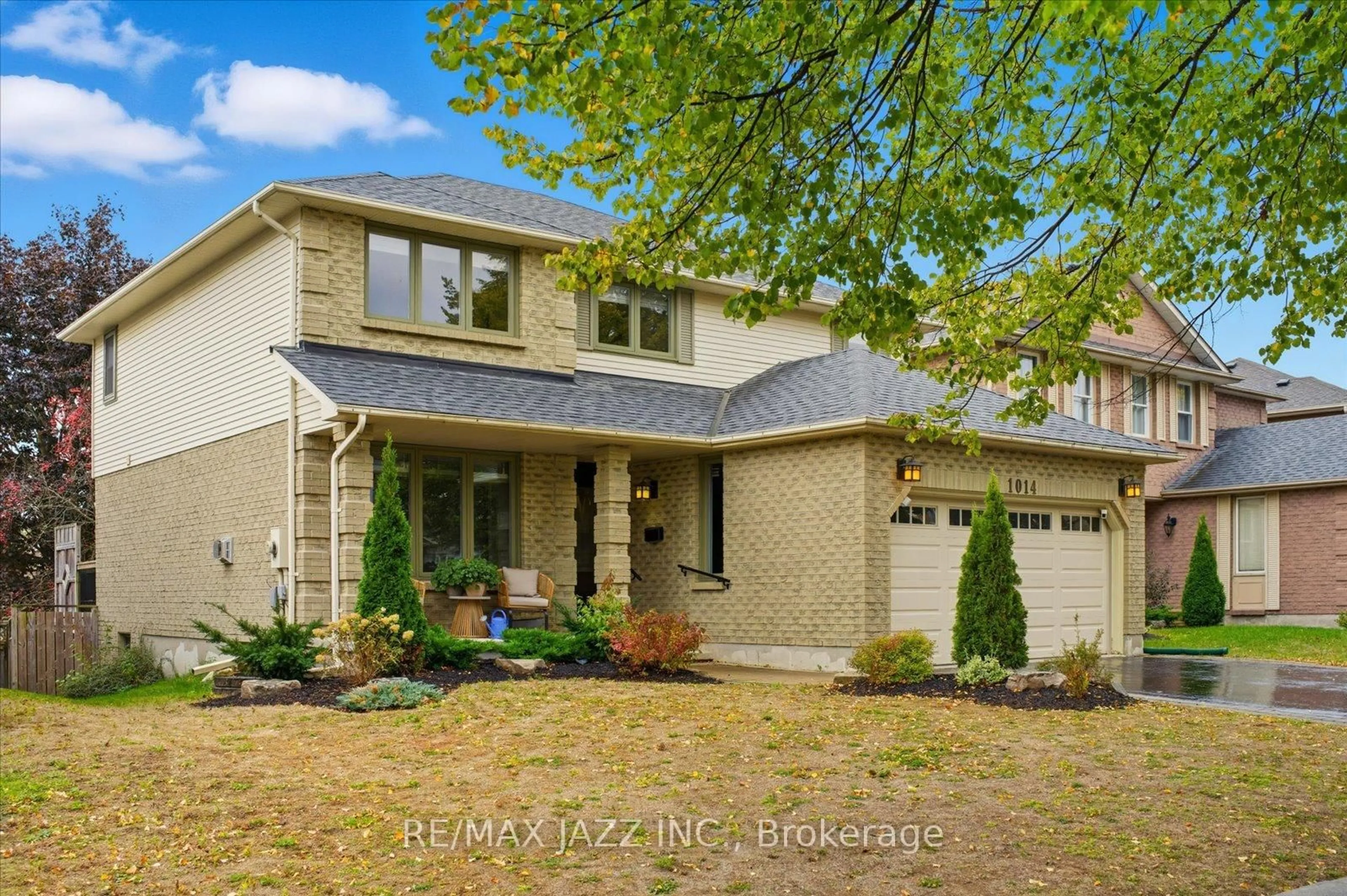 Home with brick exterior material, street for 1014 Copperfield Dr, Oshawa Ontario L1K 1S4