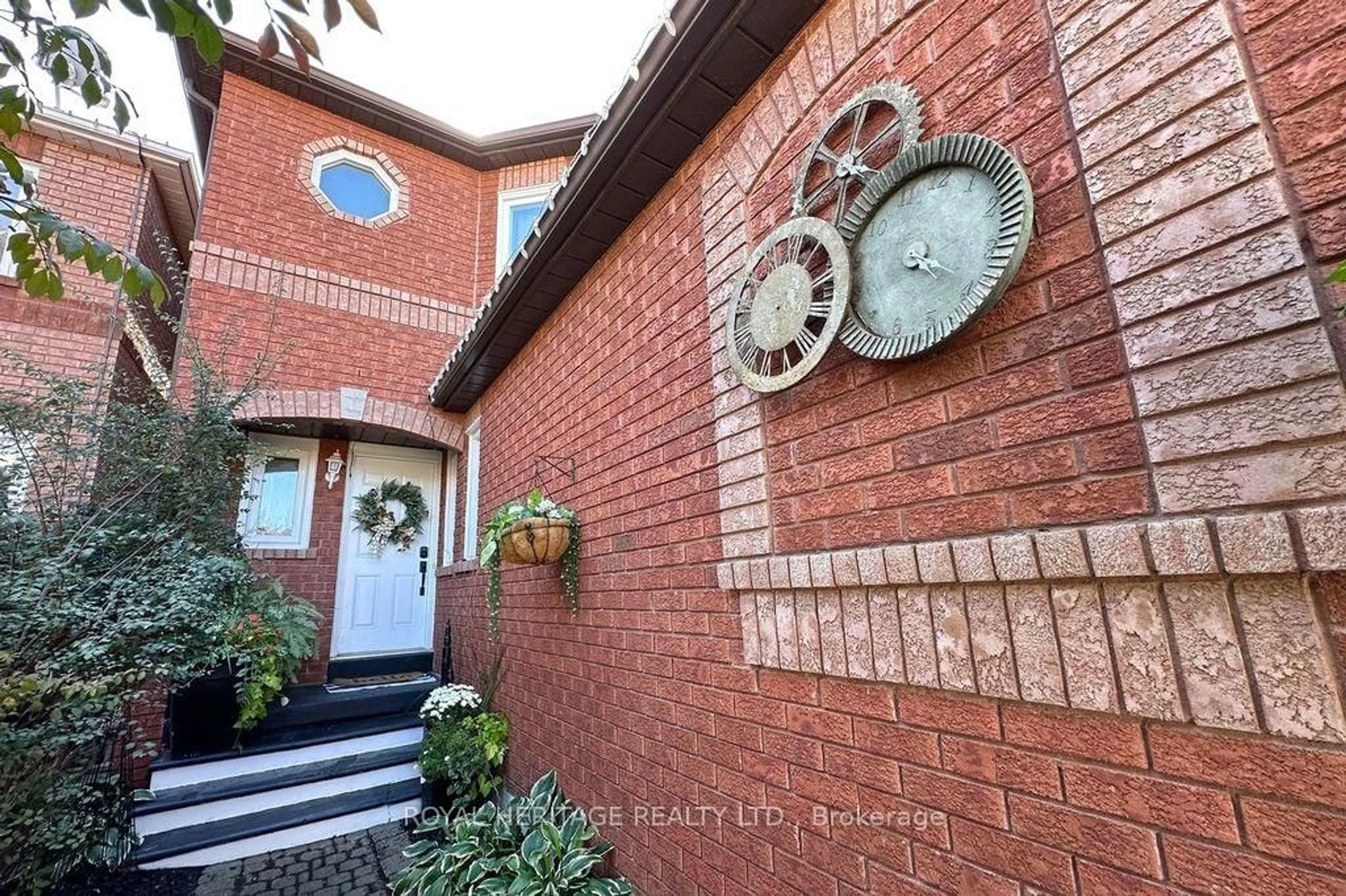 Home with brick exterior material, street for 66 Fieldnest Cres, Whitby Ontario L1R 1Z6