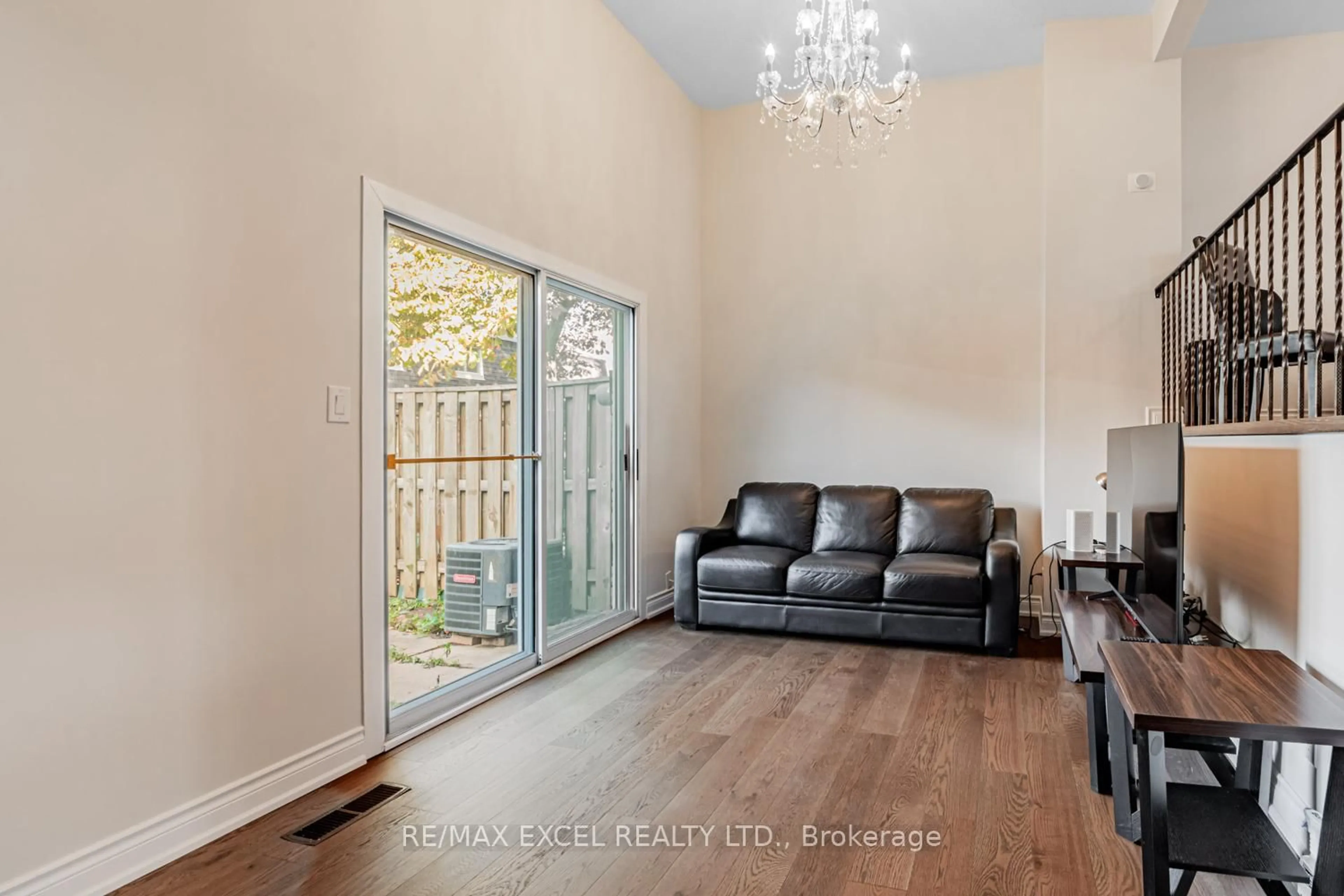 Unknown for 120 Beverly Glen Blvd ##61, Toronto Ontario M1W 1W6