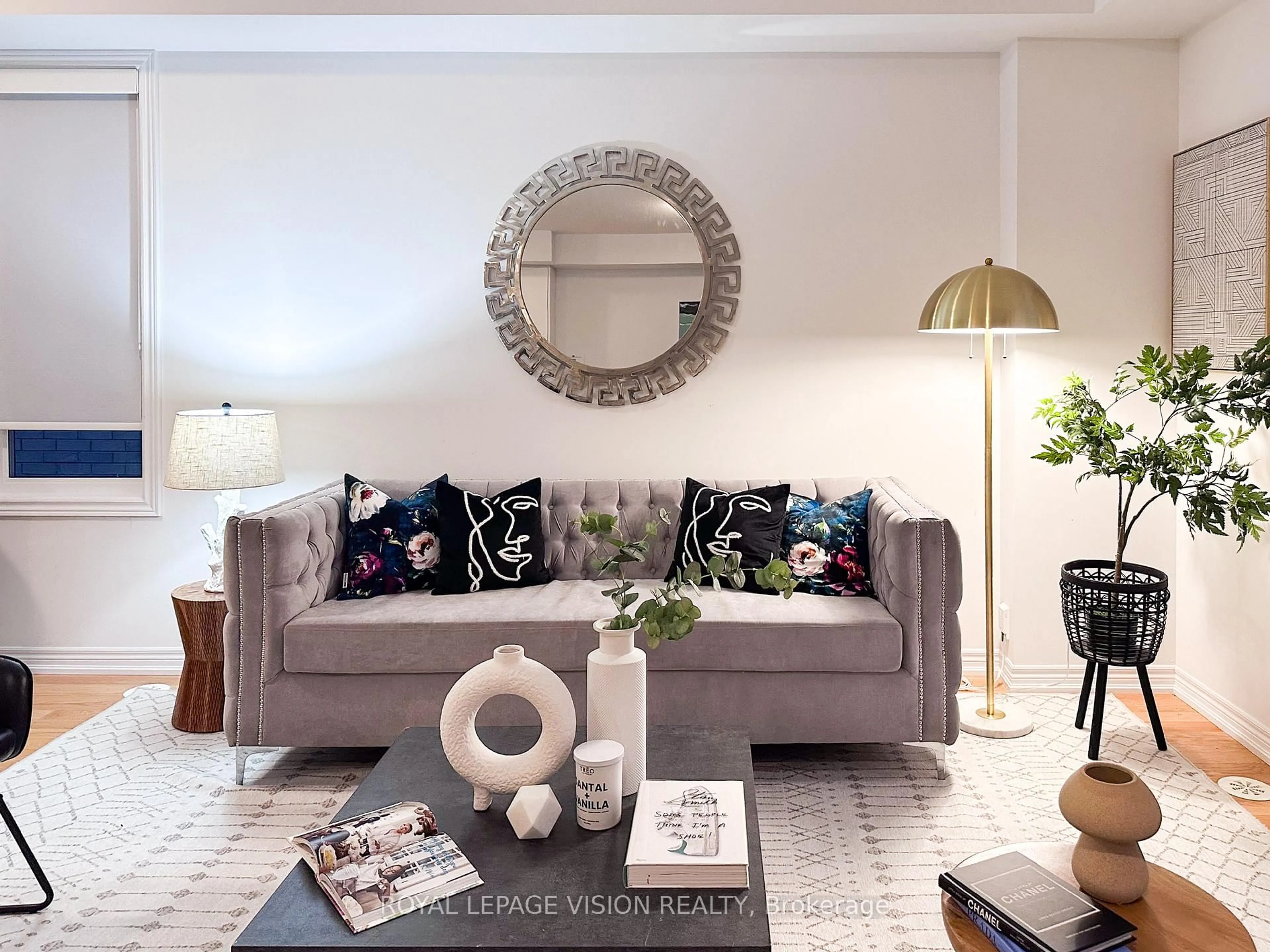 Living room with furniture, unknown for 21 Sorbara Way, Whitby Ontario L1M 0M4