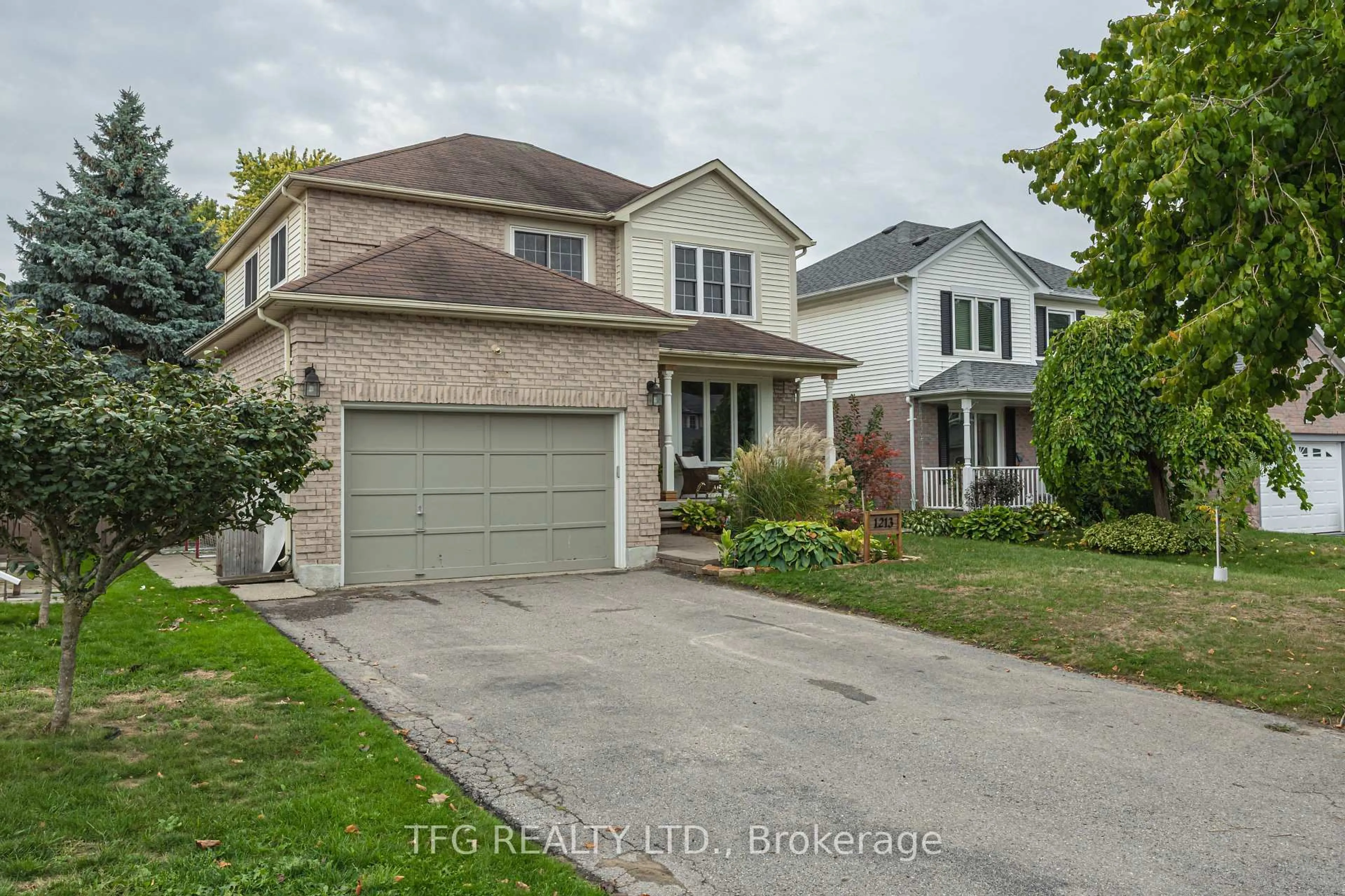 Home with brick exterior material, street for 1213 Corsica Ave, Oshawa Ontario L1K 2J8