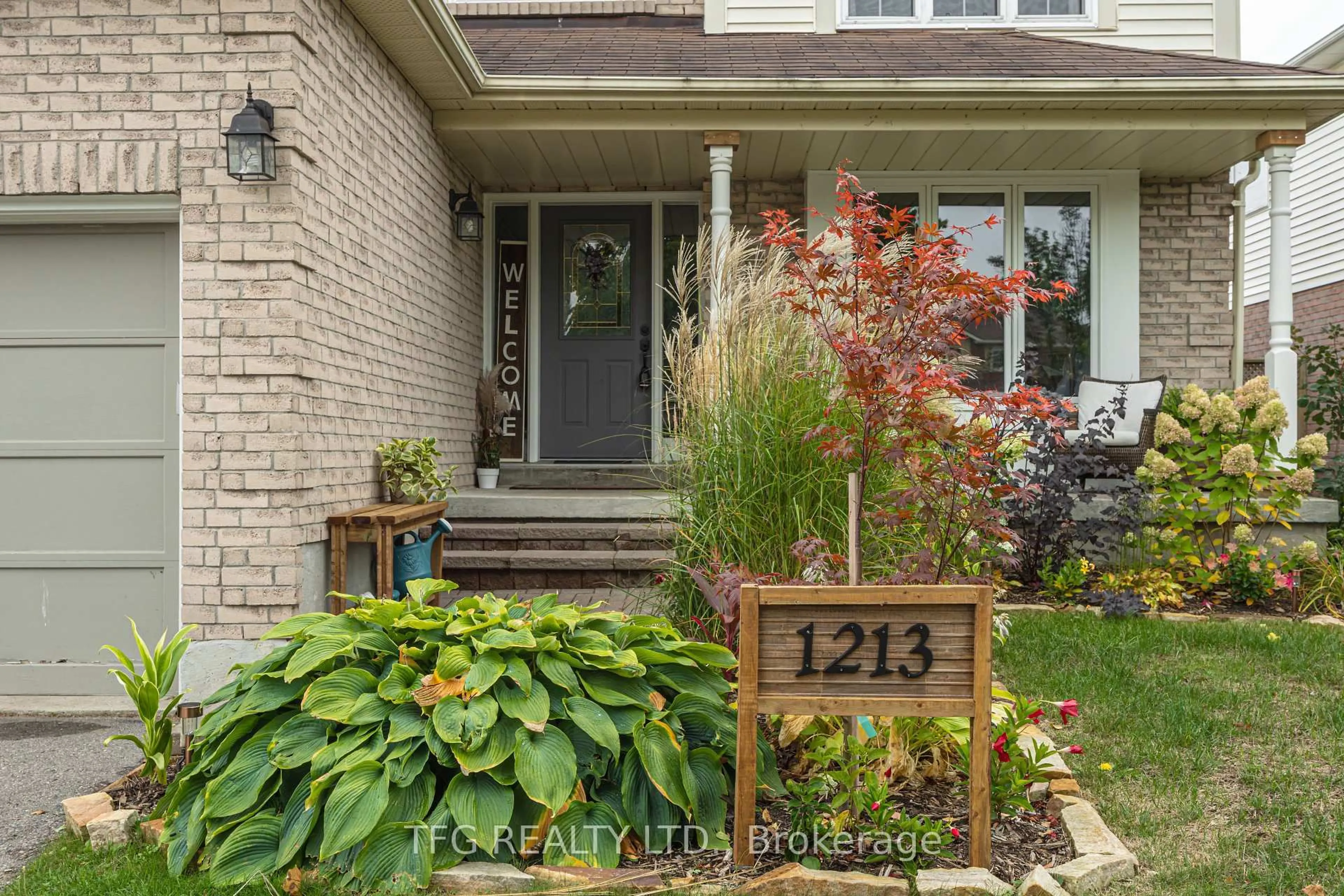 Home with brick exterior material, street for 1213 Corsica Ave, Oshawa Ontario L1K 2J8