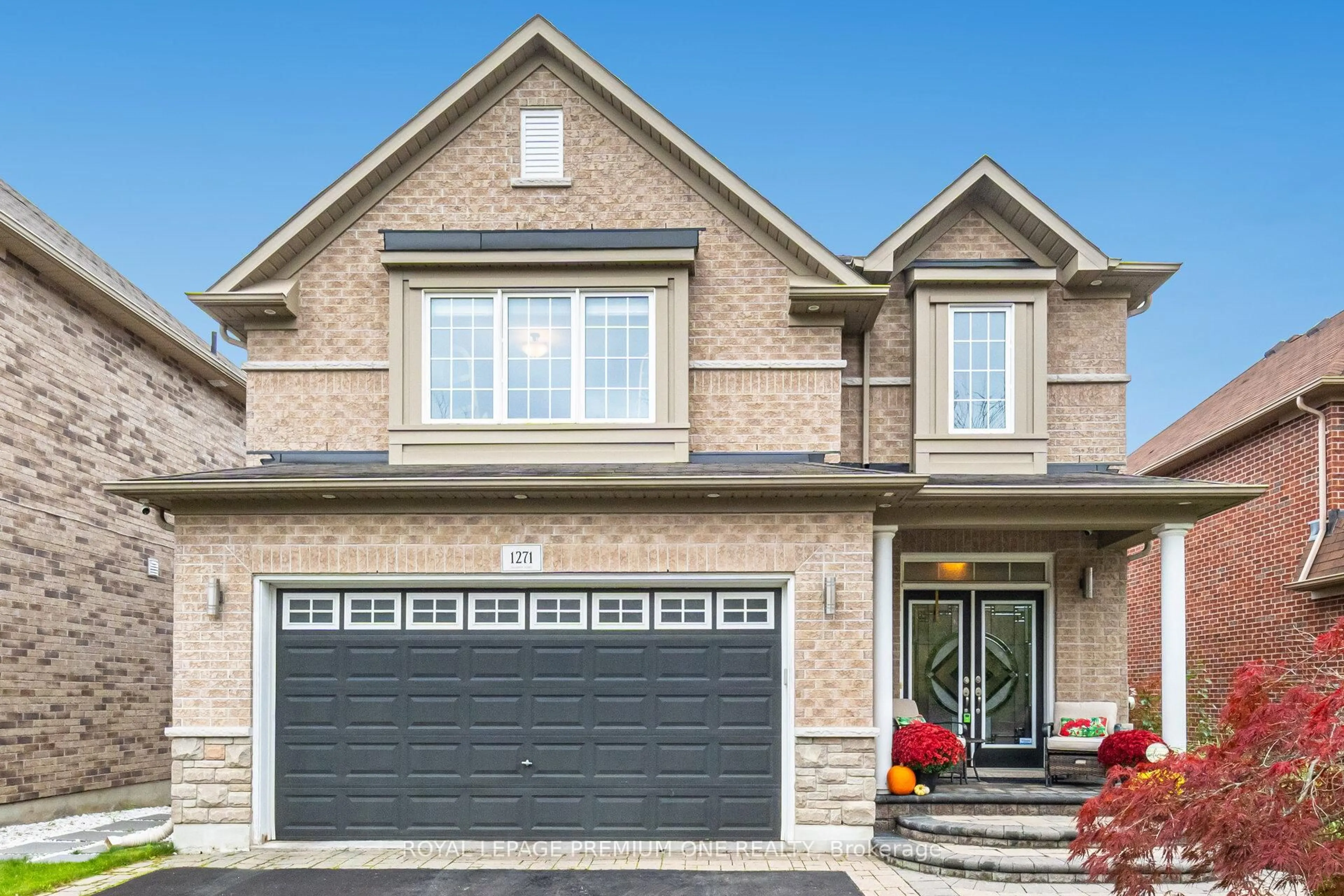 Home with brick exterior material, street for 1271 Aldsworth Cres, Oshawa Ontario L1K 0S5