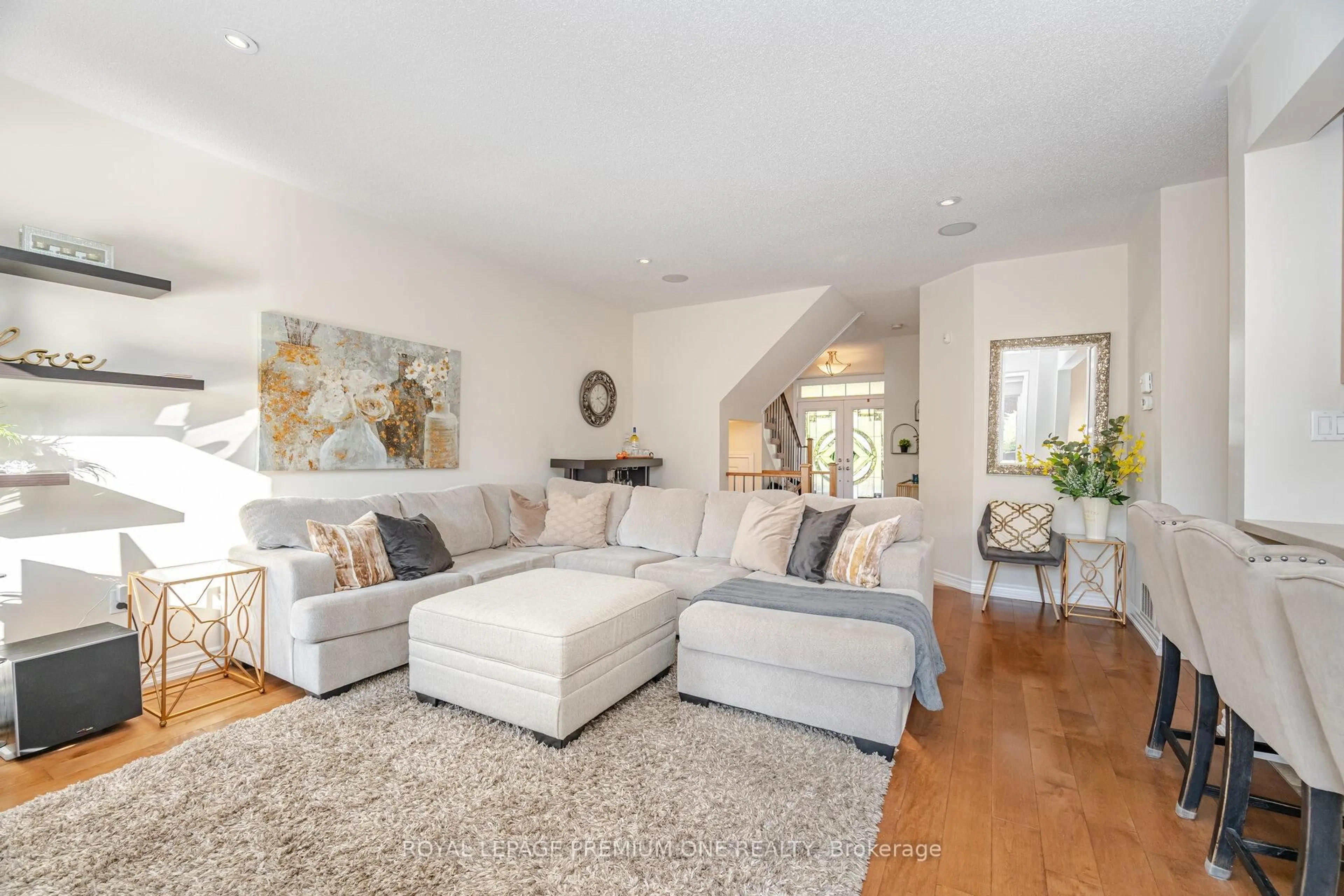 Living room with furniture, unknown for 1271 Aldsworth Cres, Oshawa Ontario L1K 0S5