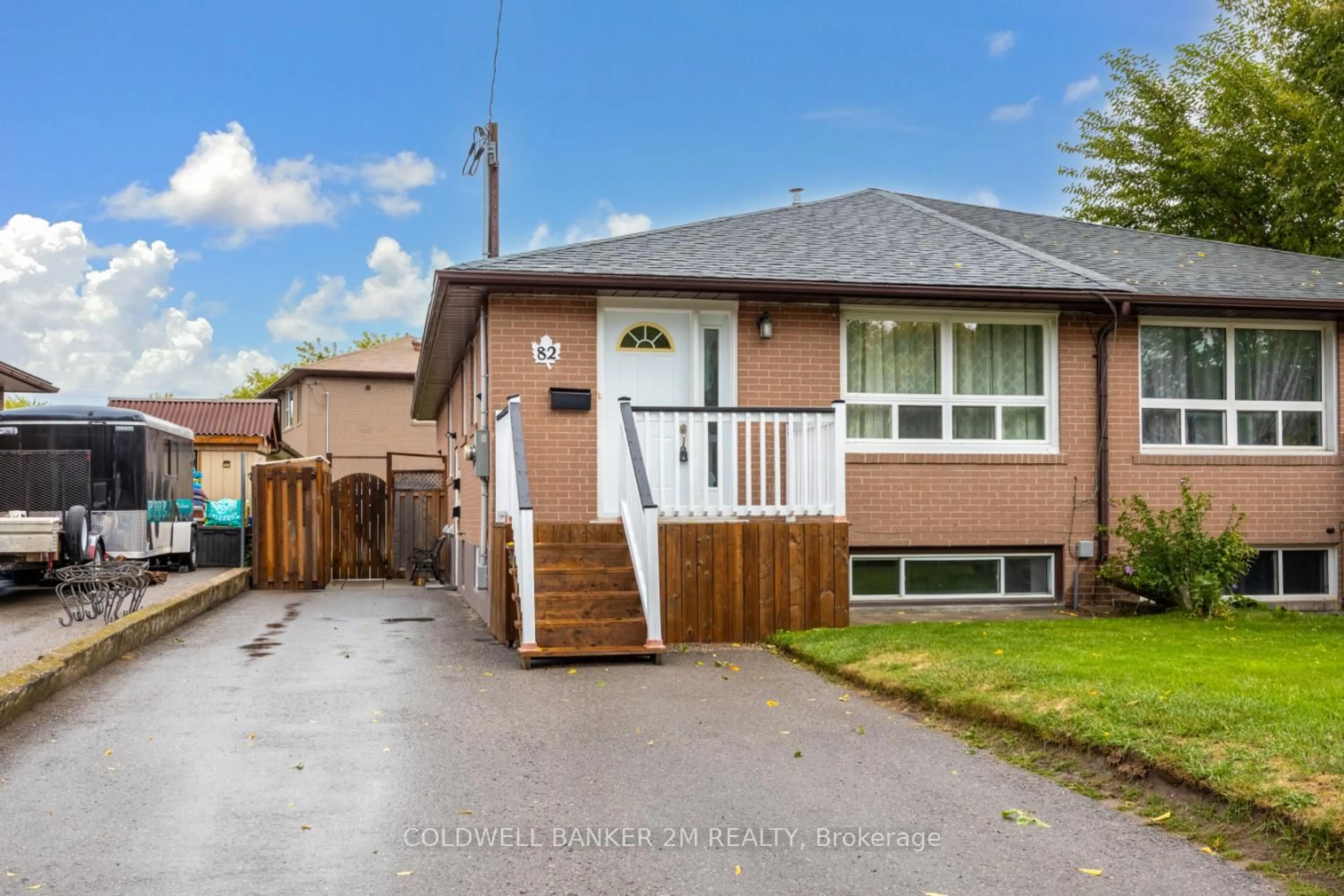 Home with brick exterior material, street for 82 Durham St, Oshawa Ontario L1J 5P7