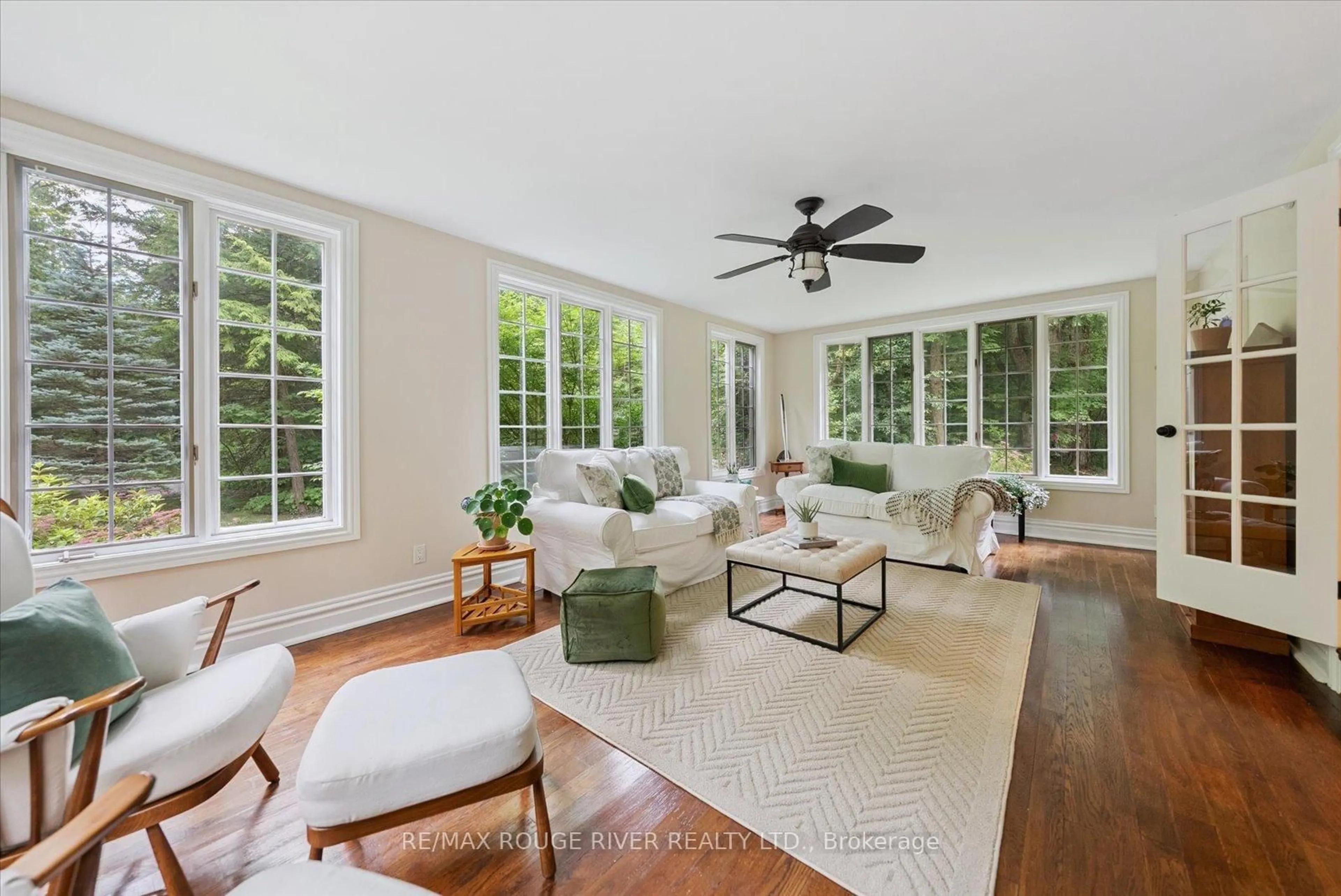 Living room with furniture, unknown for 6954 Shiloh Rd, Clarington Ontario L0A 1J0